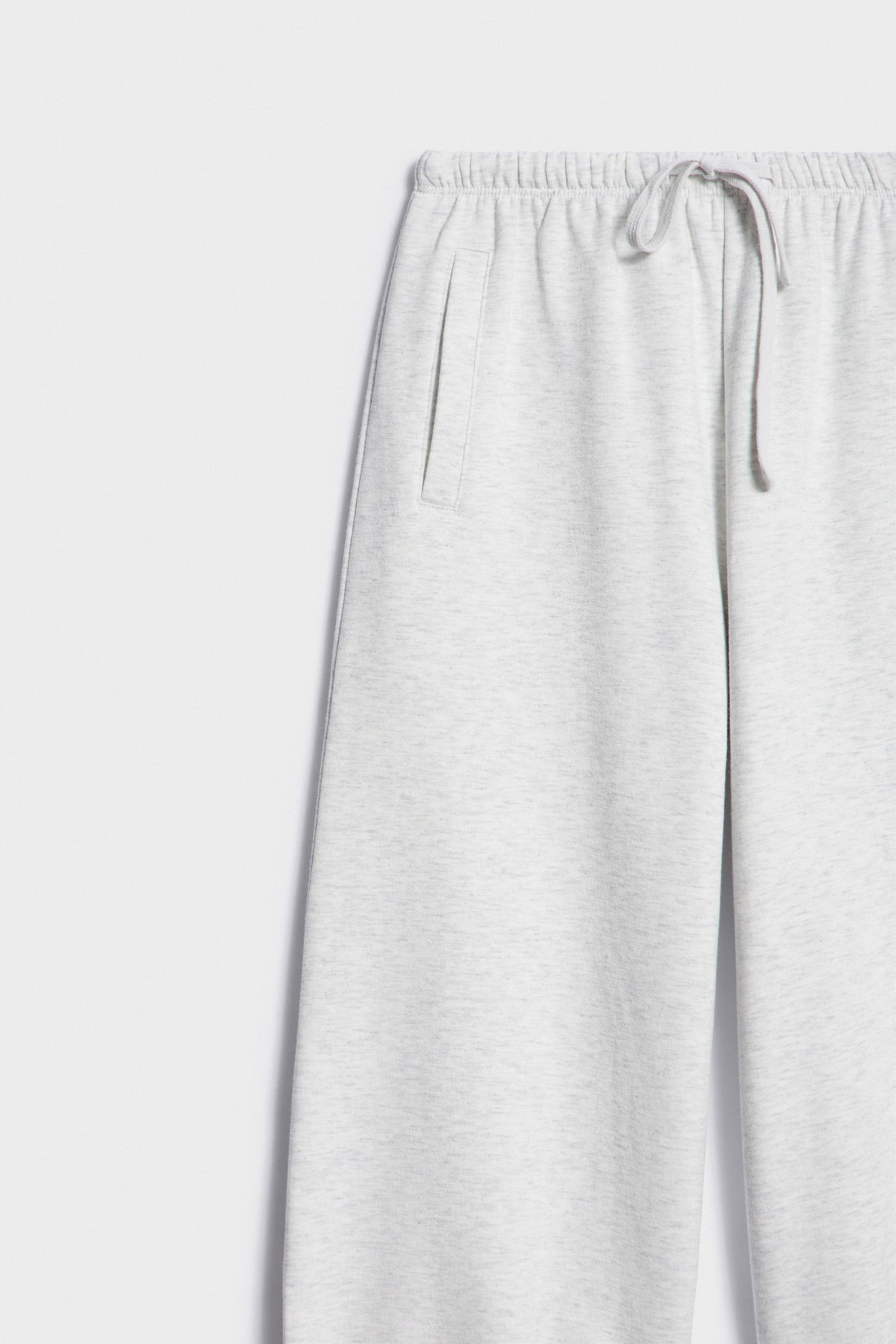 LIGHT GREY MELANGE