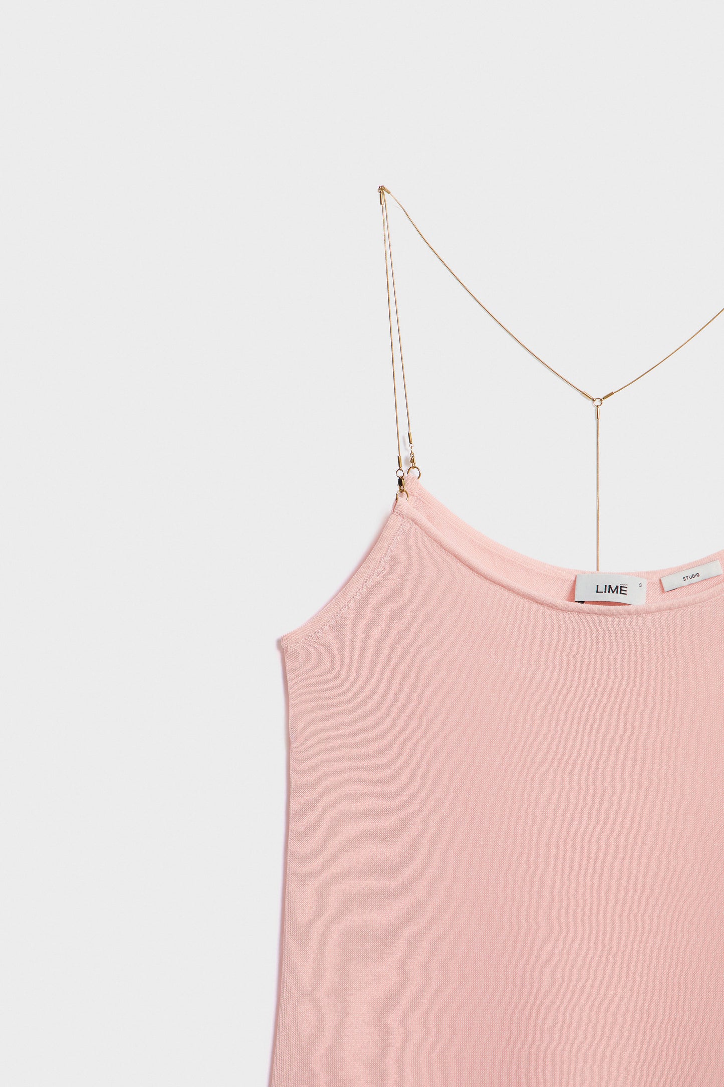 LIGHT PINK