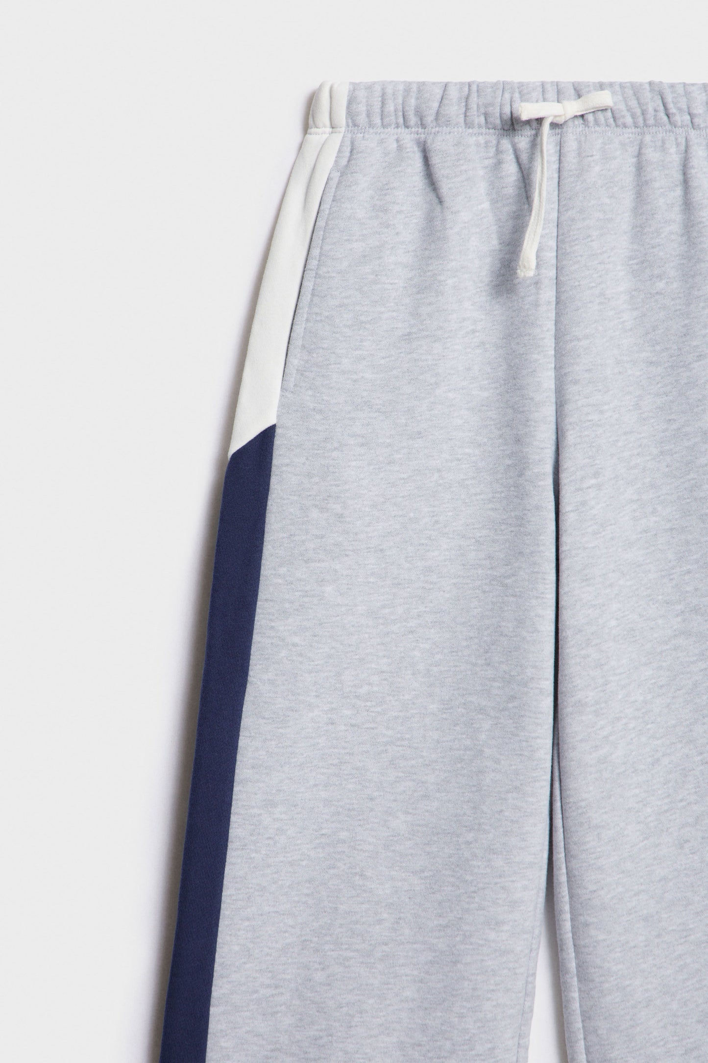 GREY MELANGE