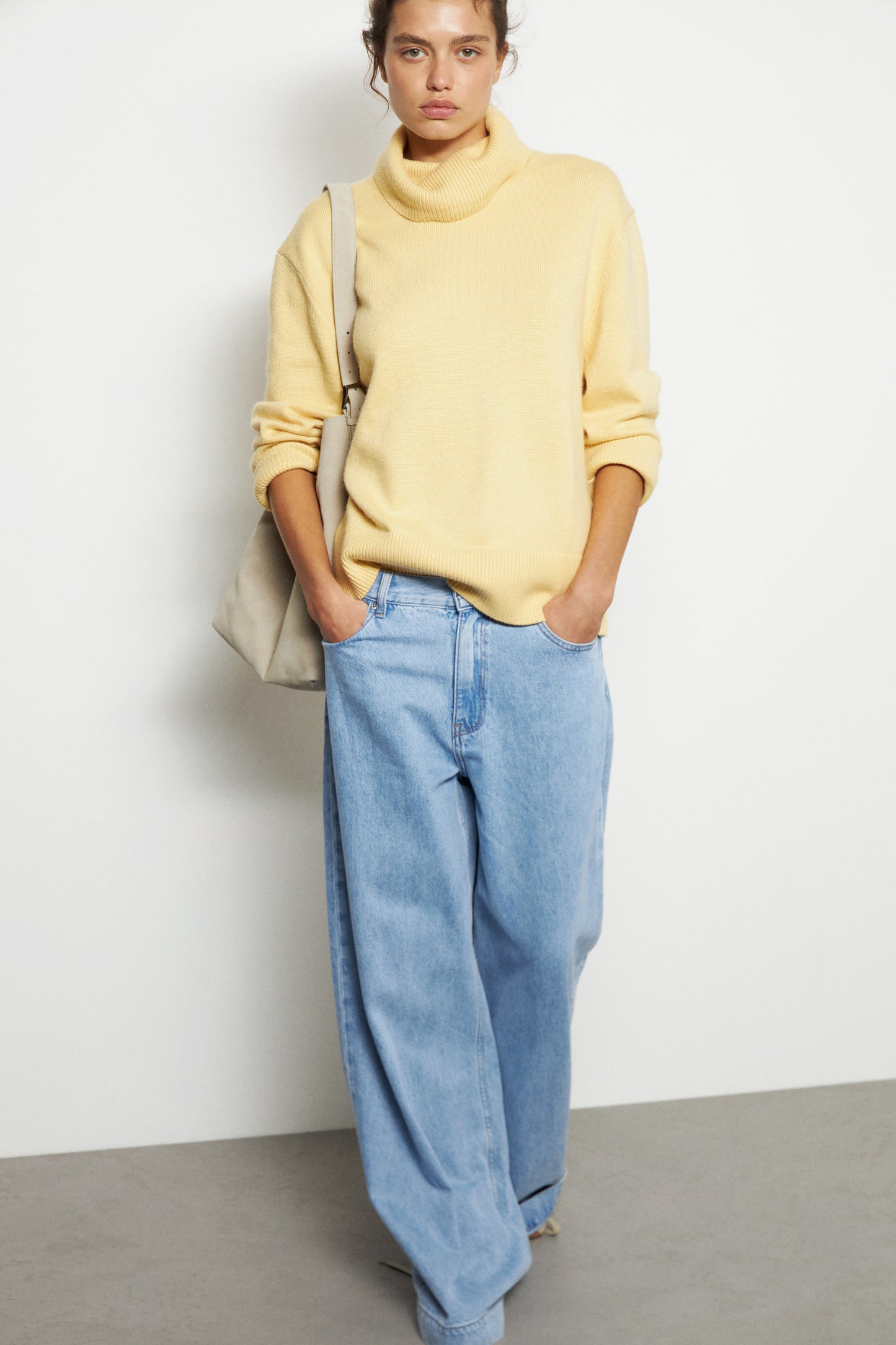 LIGHT YELLOW