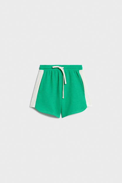 BRIGHT GREEN
