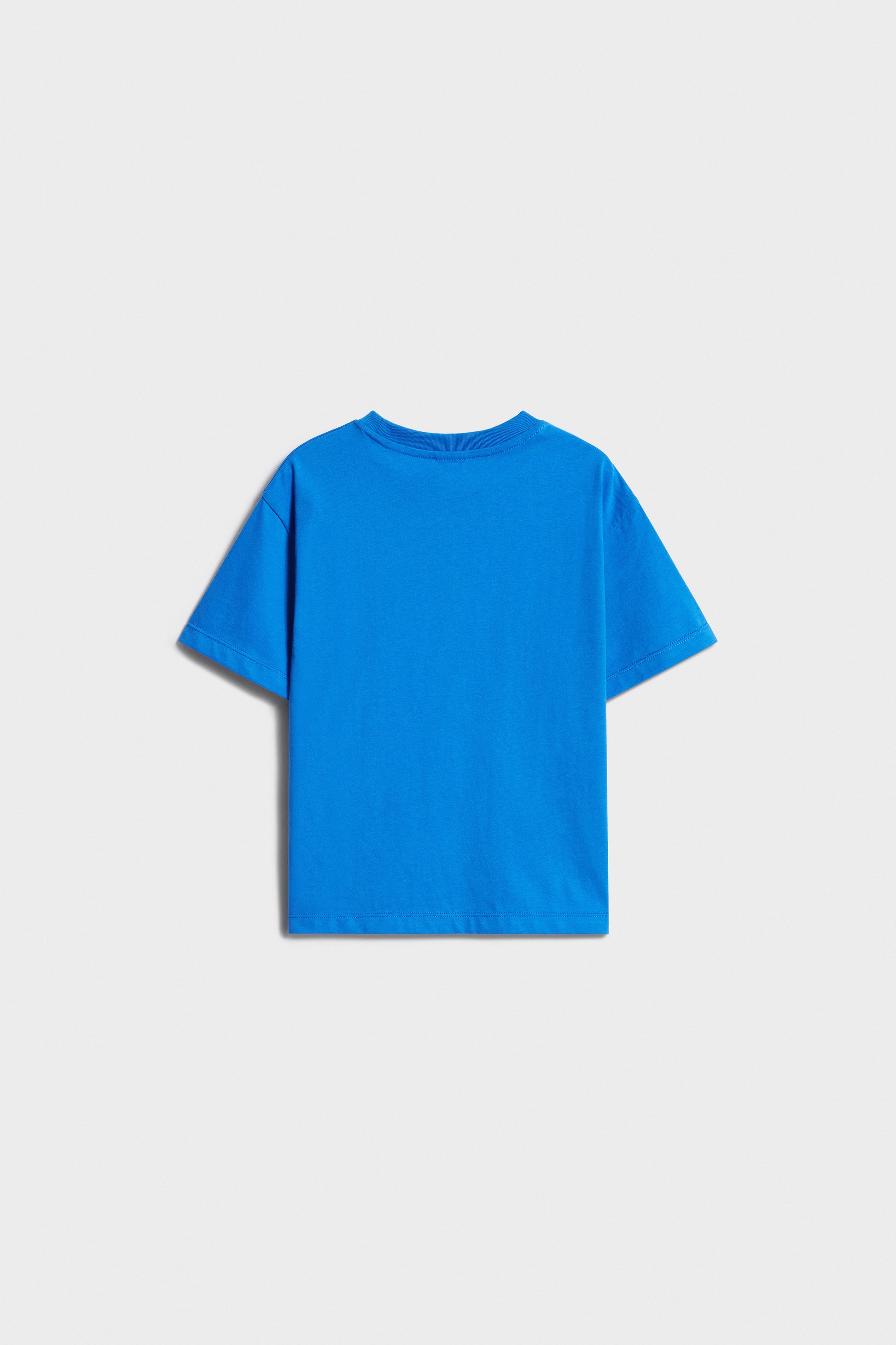 ELECTRIC BLUE