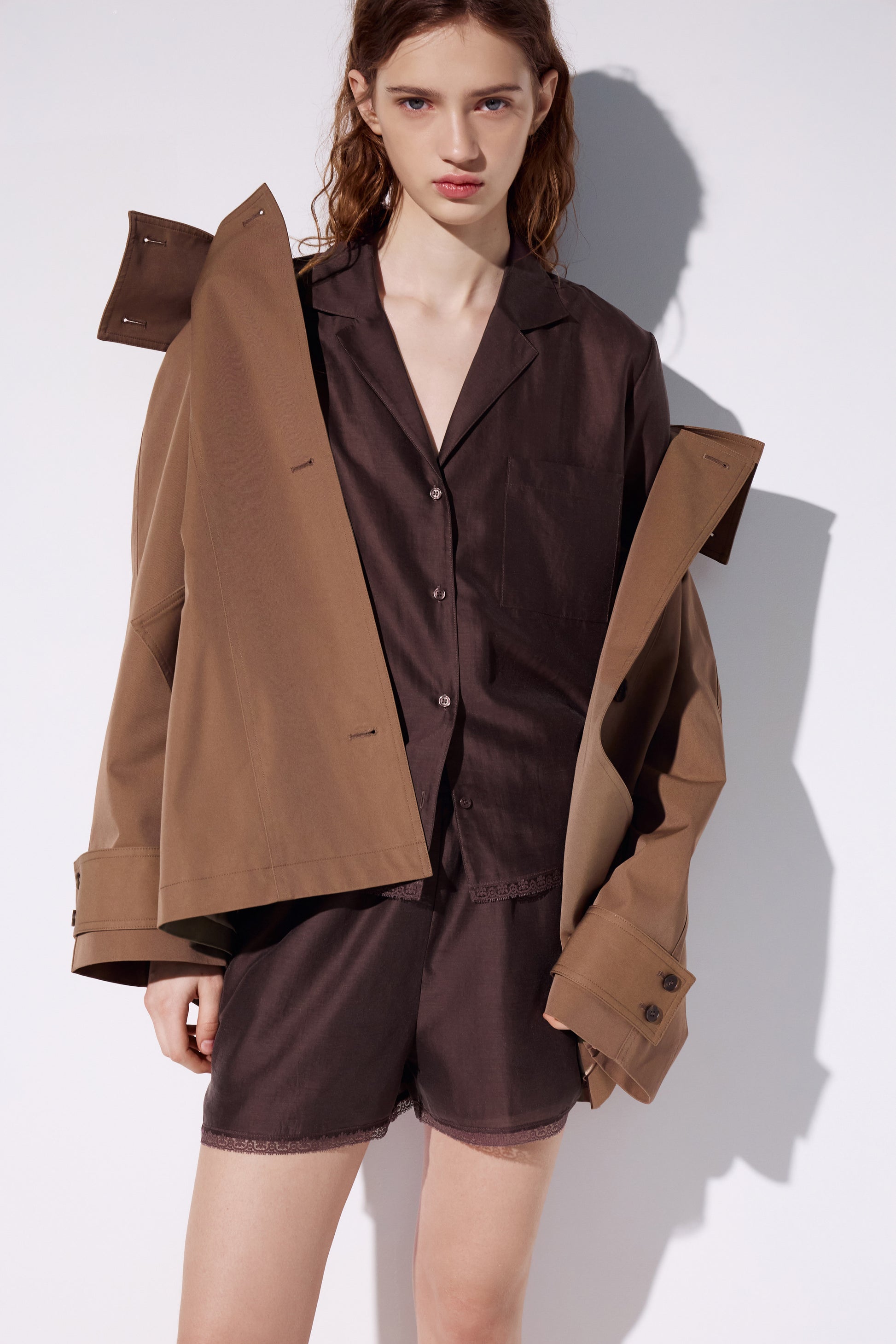 DARK BROWN