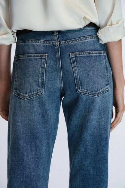 VINTAGE BLUE