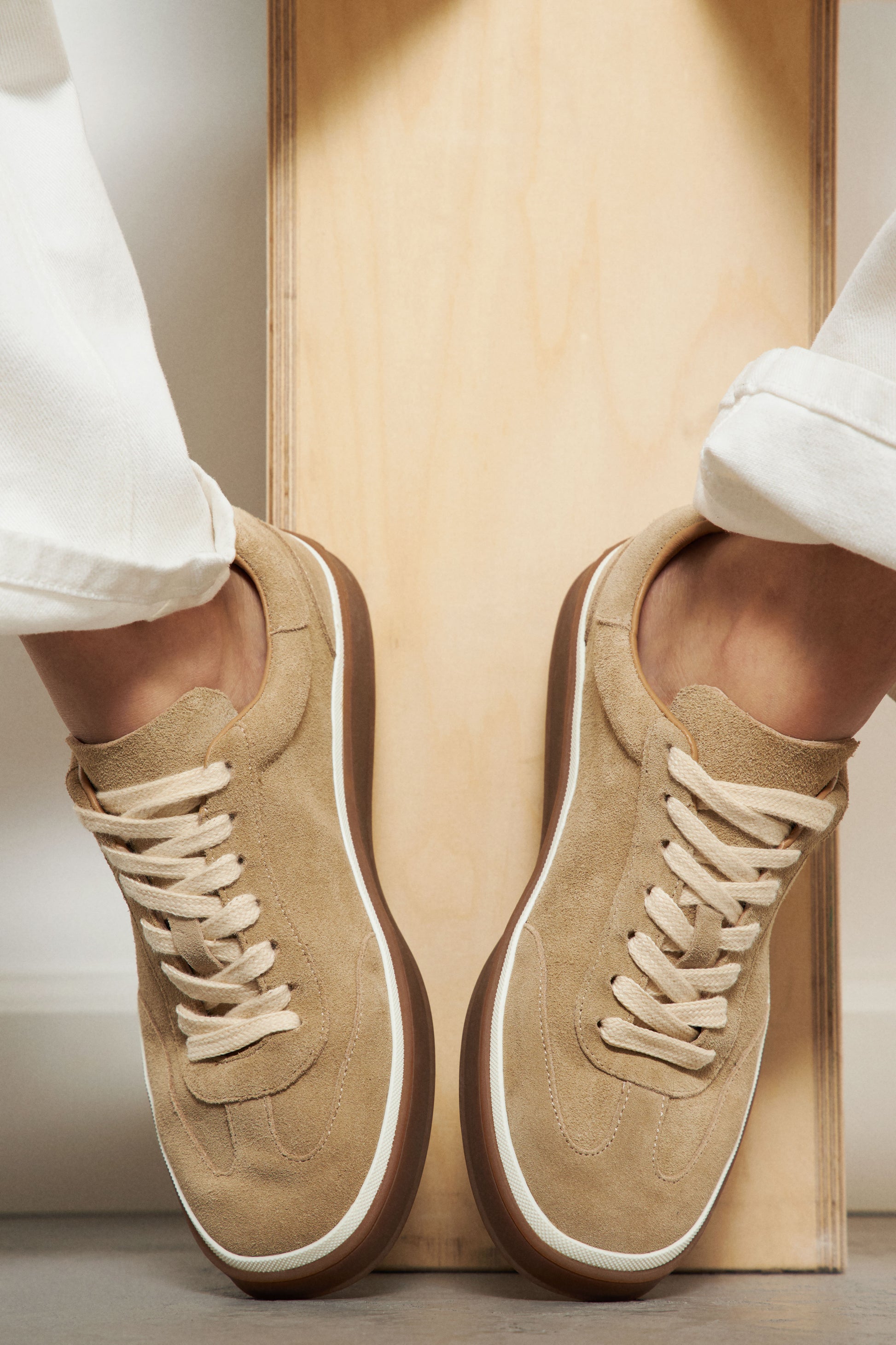 LIGHT BEIGE