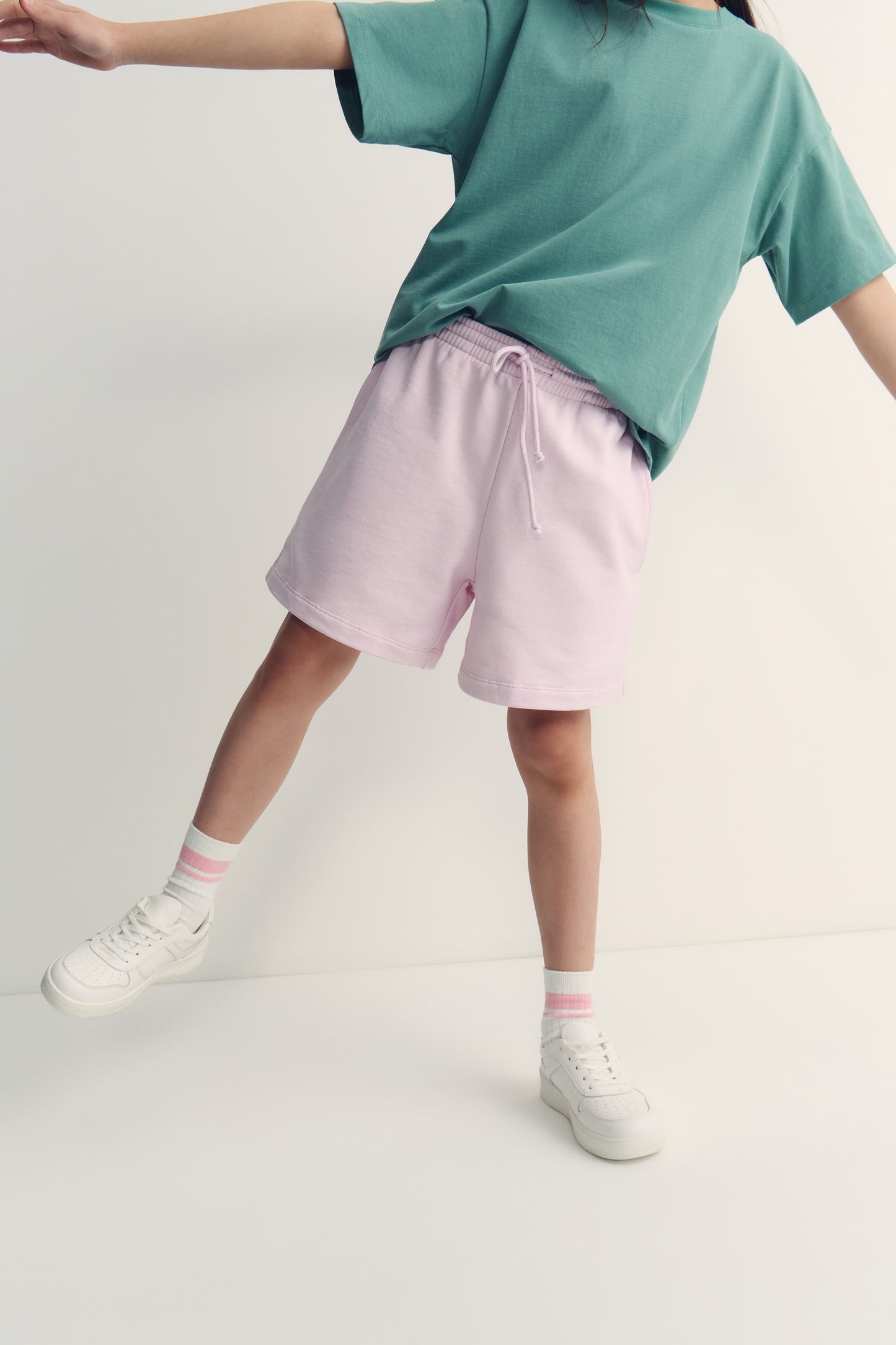 LIGHT PINK