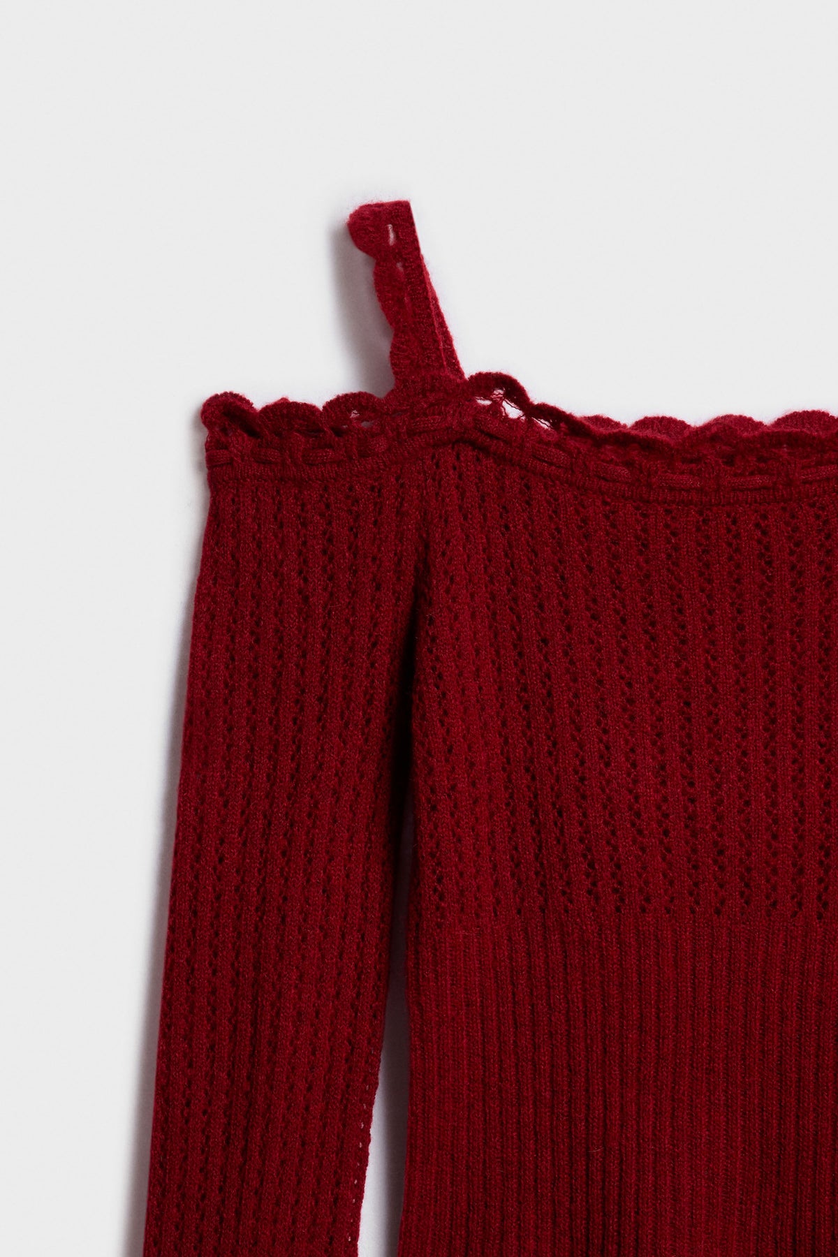 DARK RED