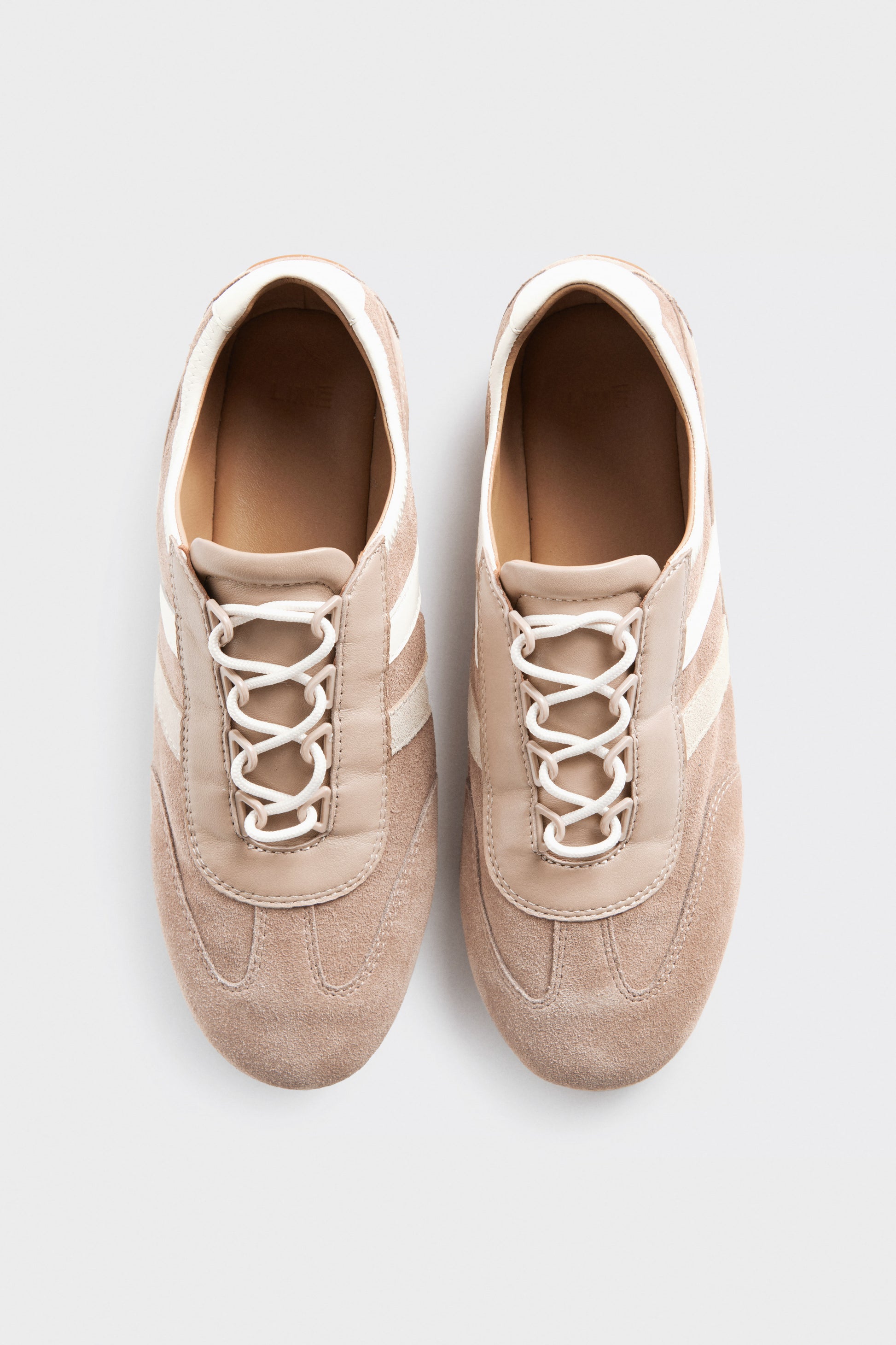 NUDE BEIGE