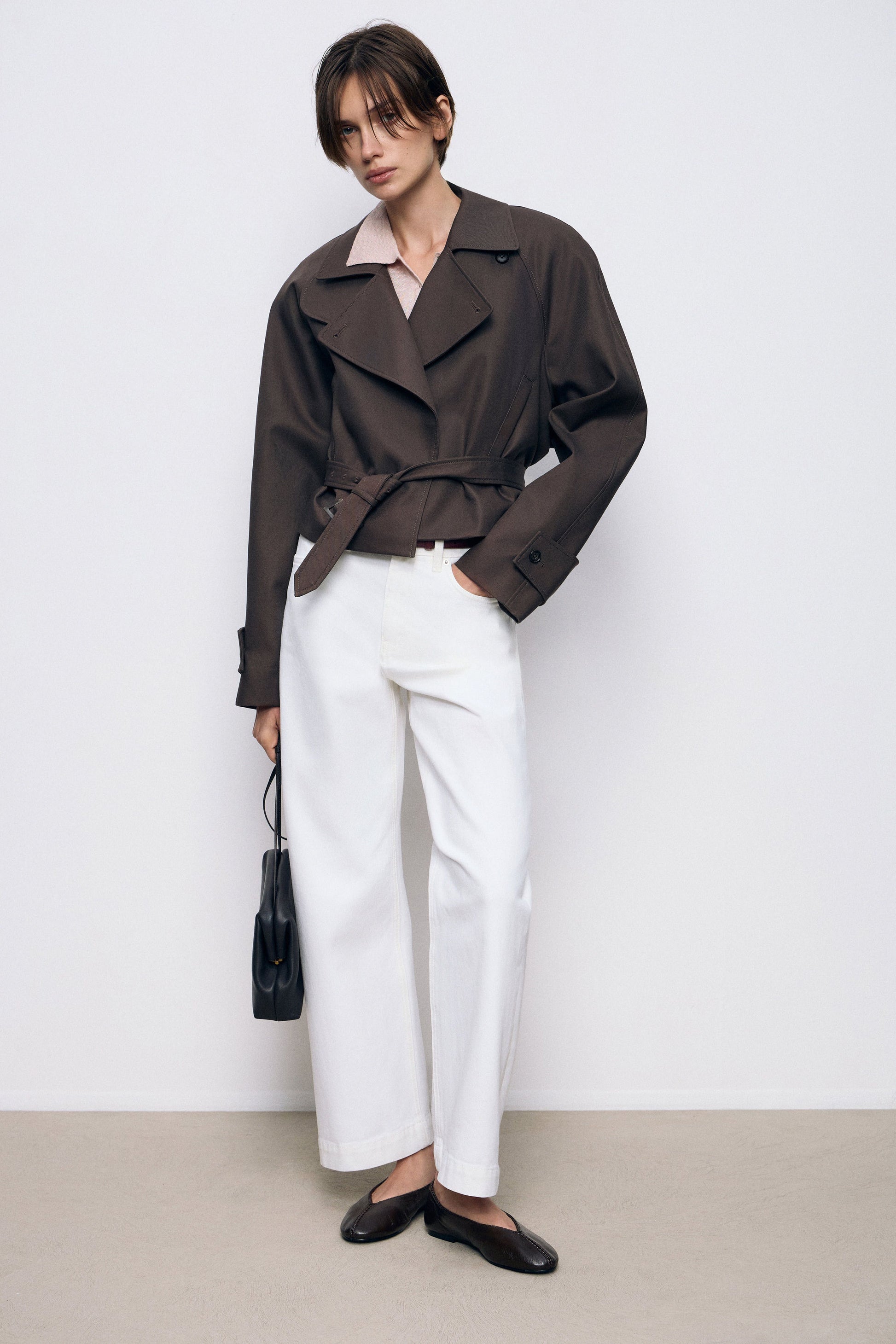 DARK BROWN