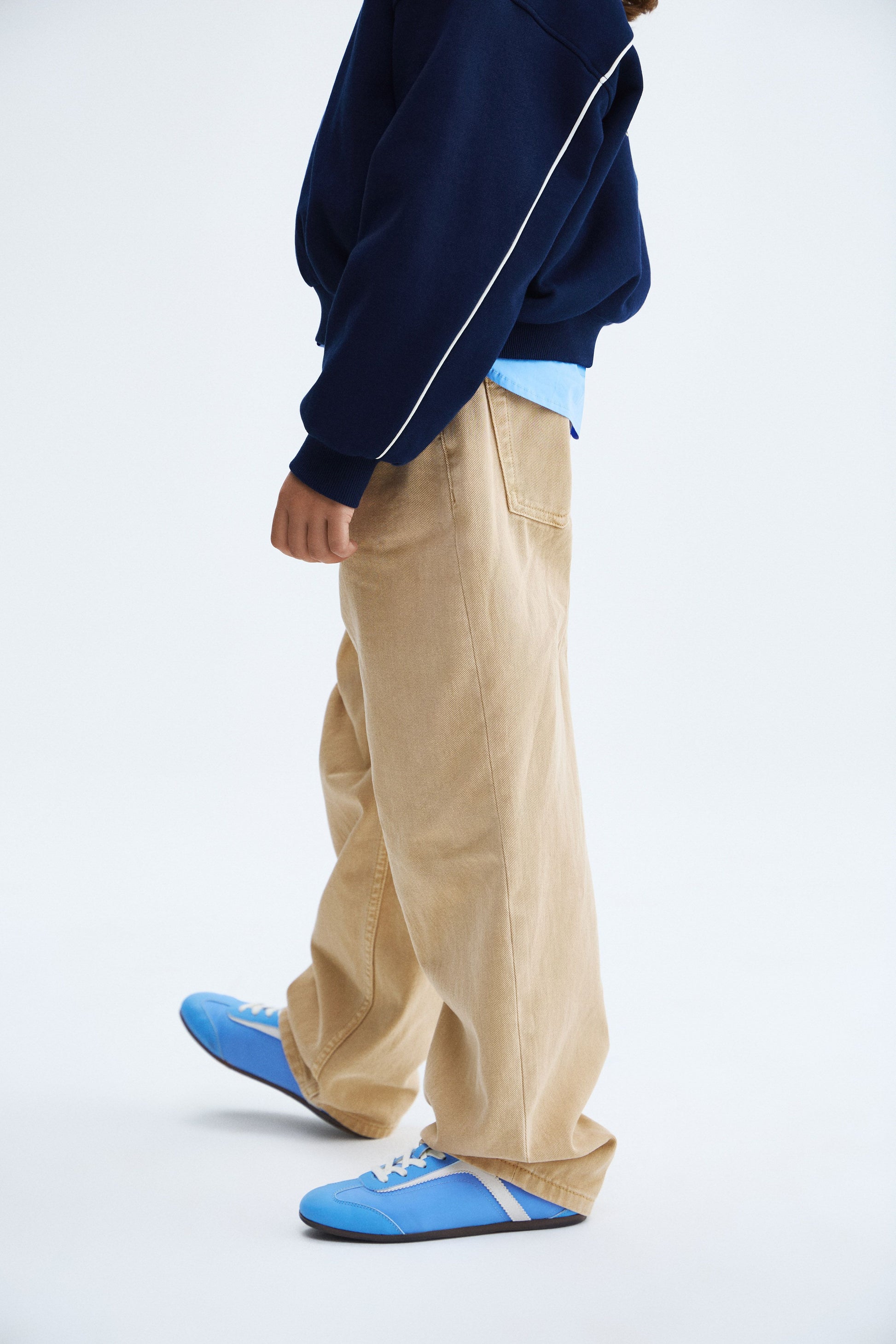 LIGHT BEIGE