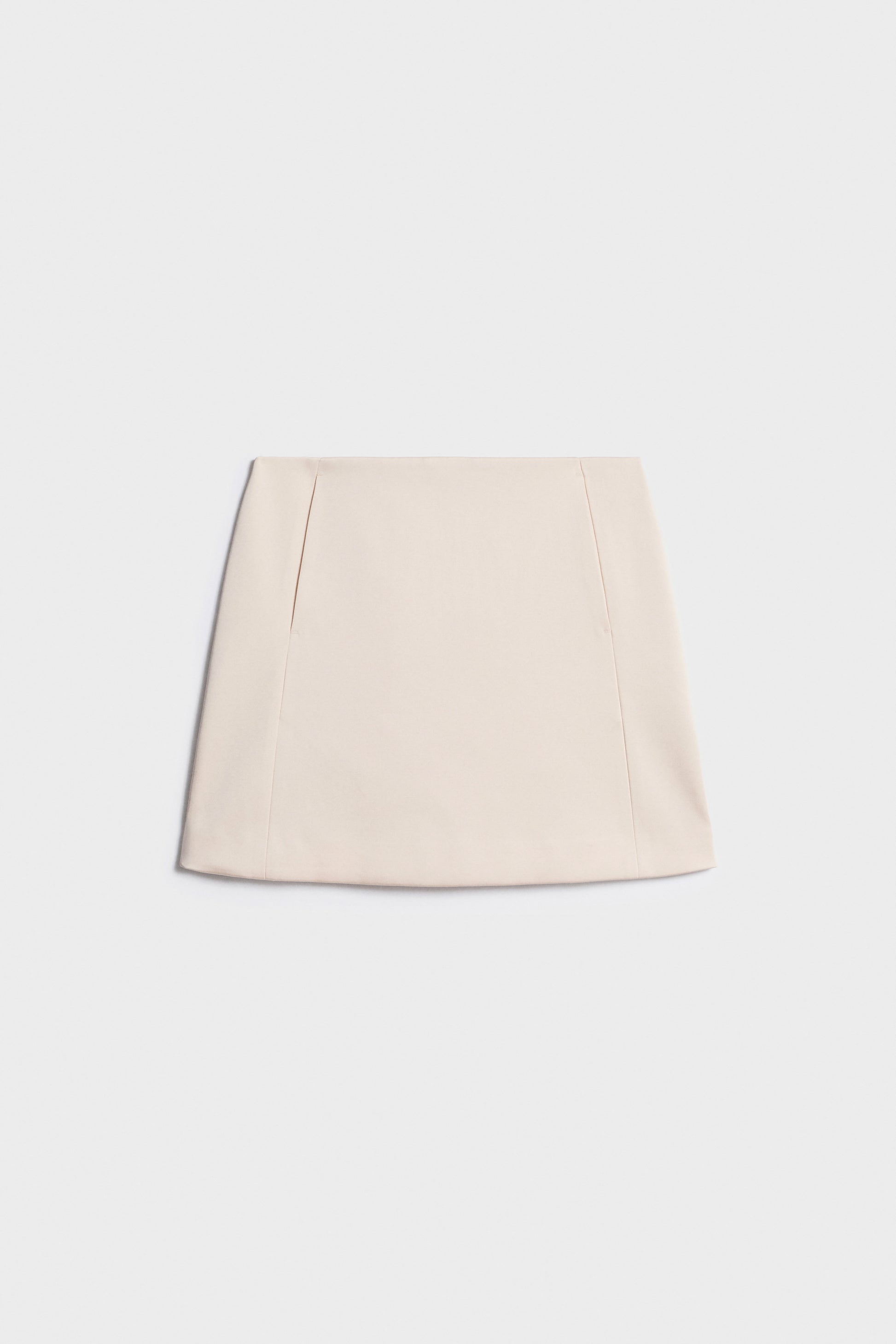 POWDER BEIGE