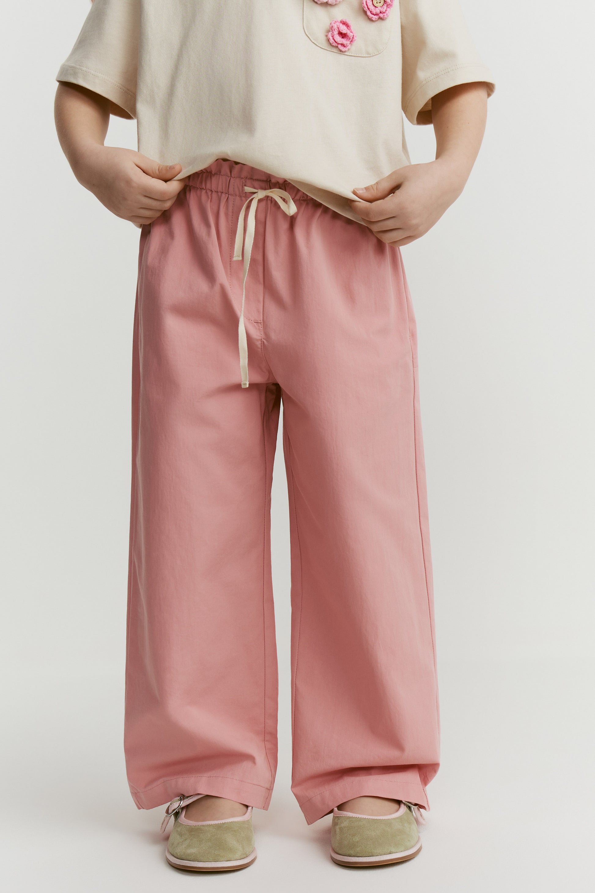 LIGHT PINK