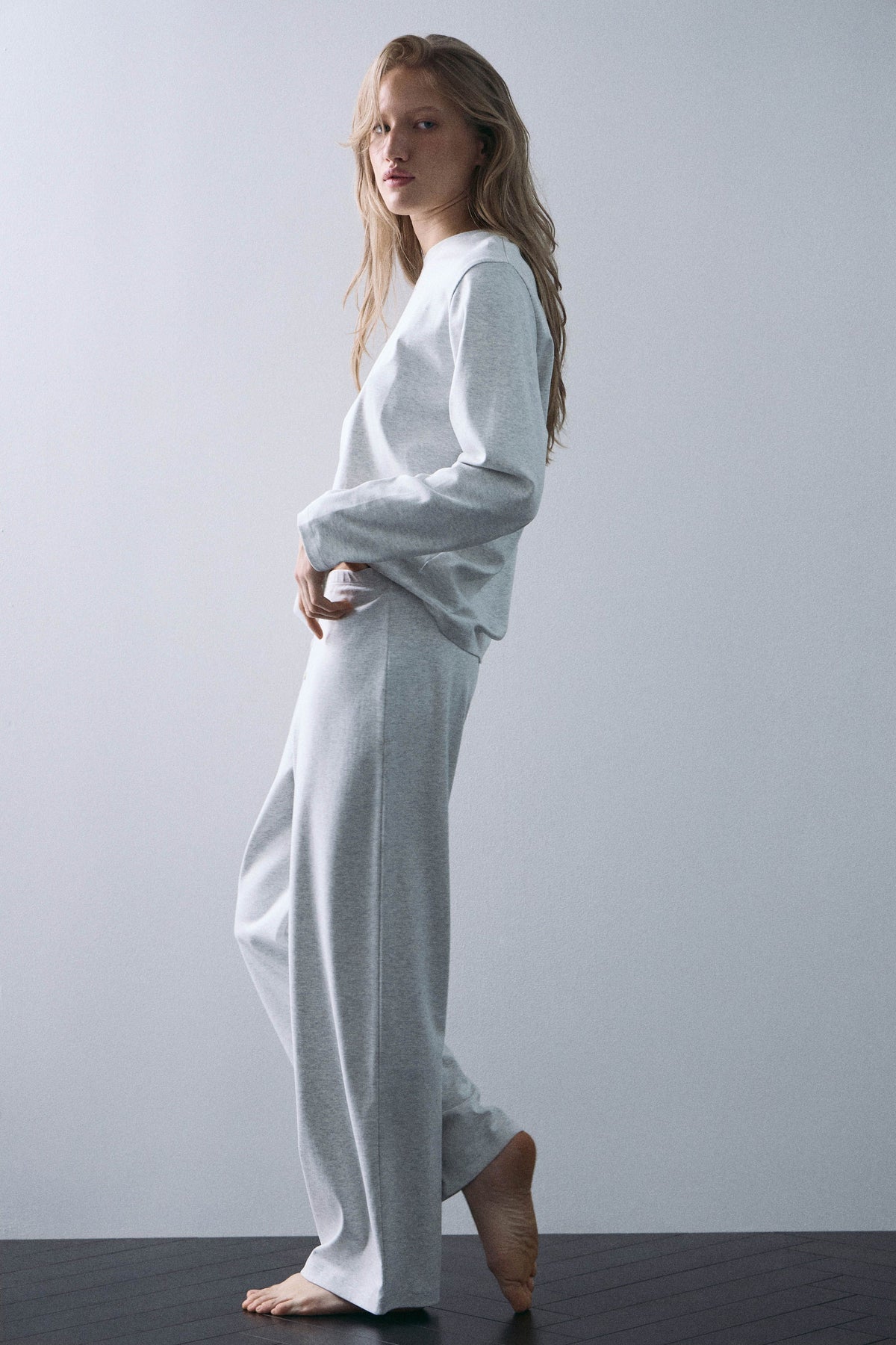 GREY MELANGE