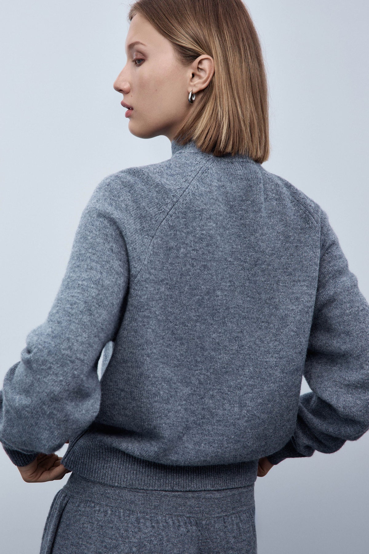 GREY MELANGE