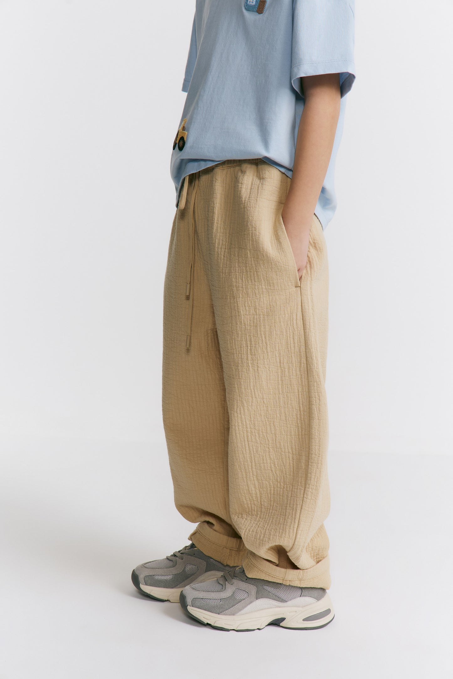 LIGHT BEIGE