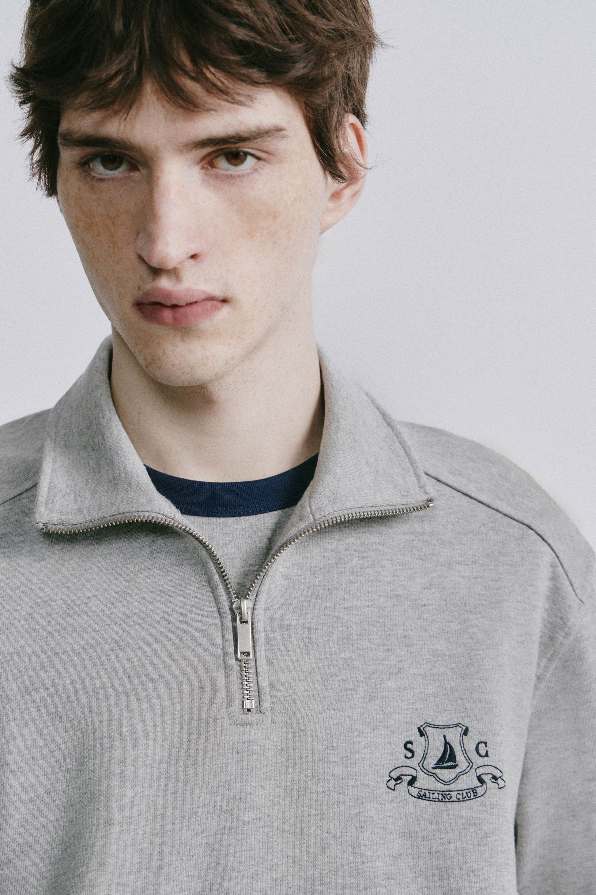 LIGHT GREY MELANGE