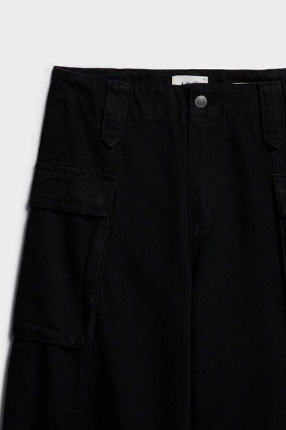 JET BLACK
