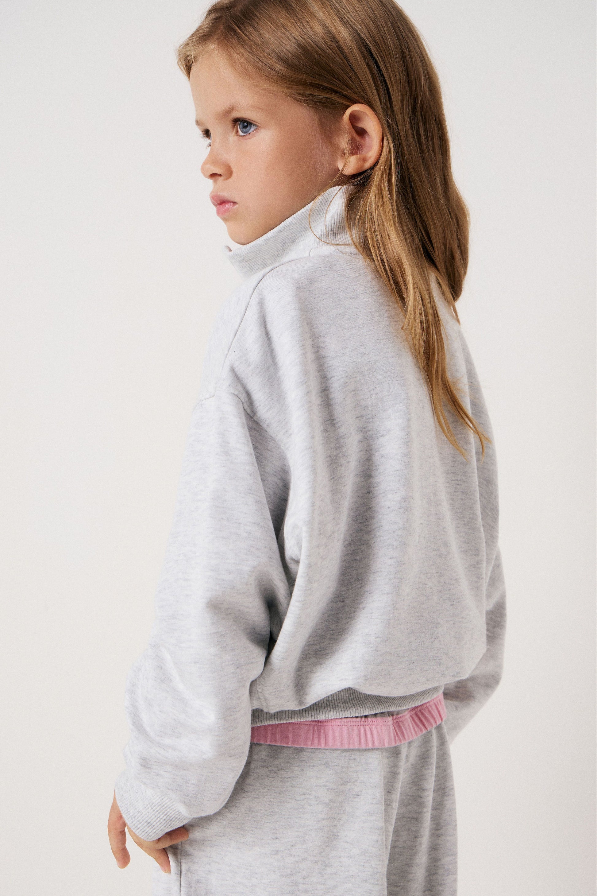 LIGHT GREY MELANGE