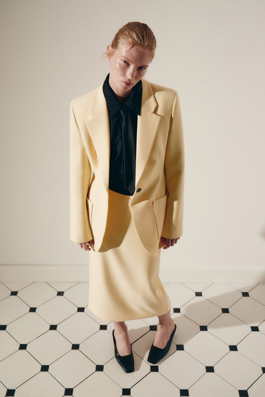 LIGHT YELLOW