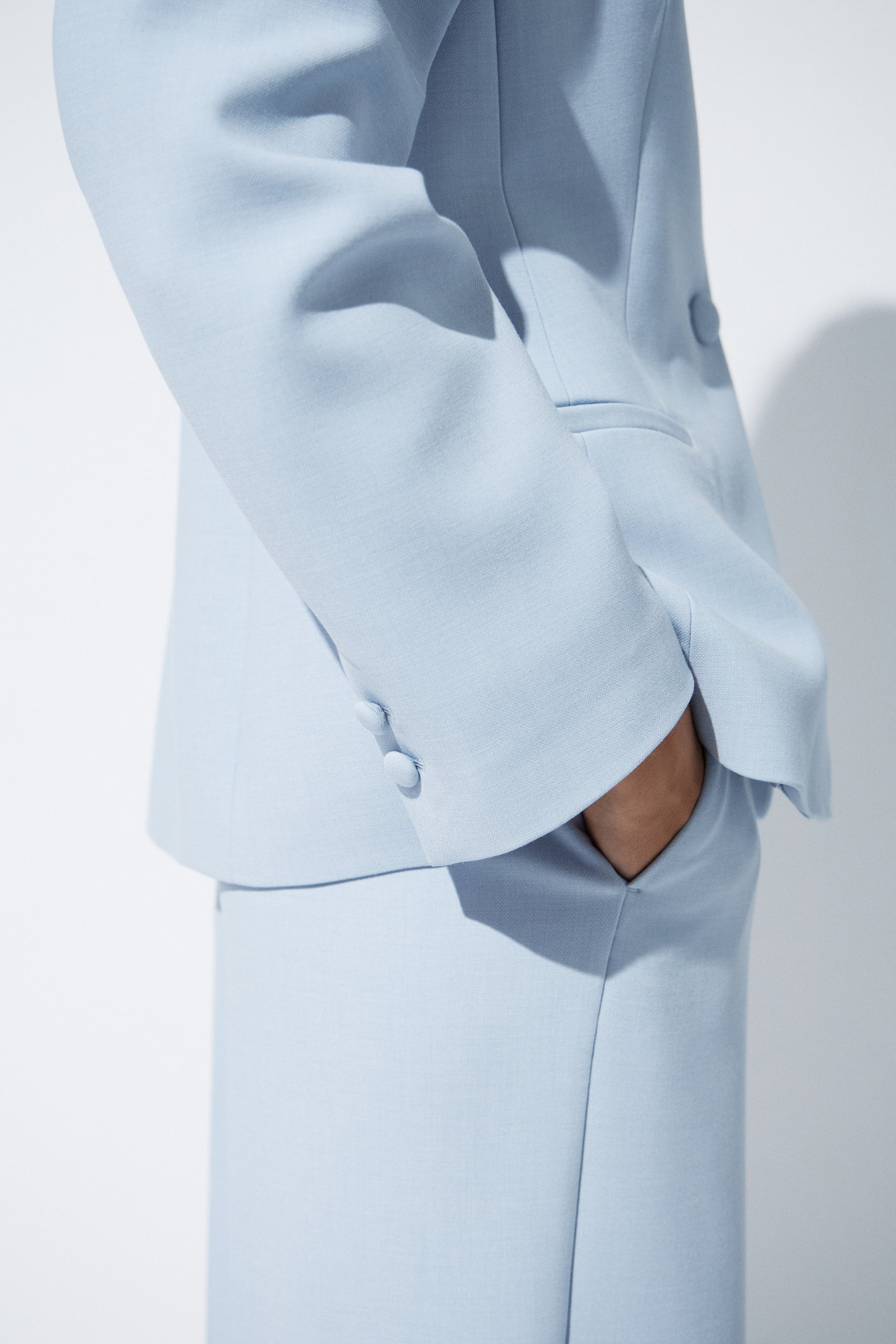 GREY BLUE