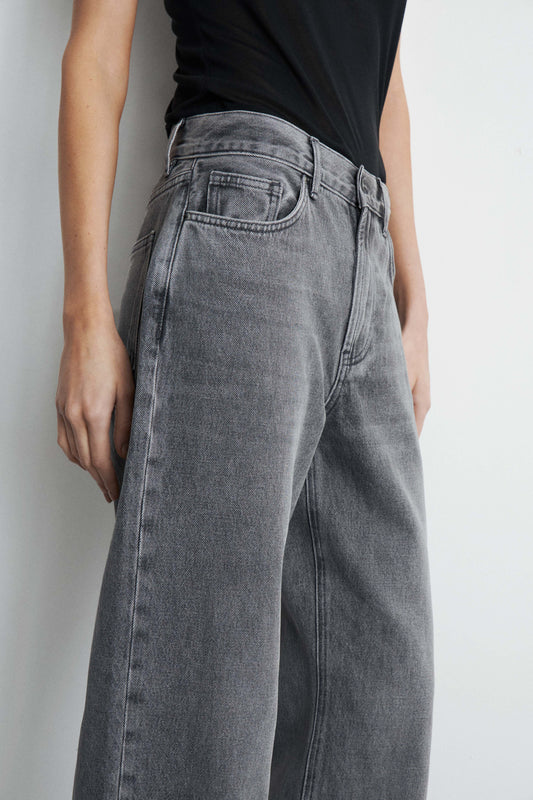 CONCRETE GREY