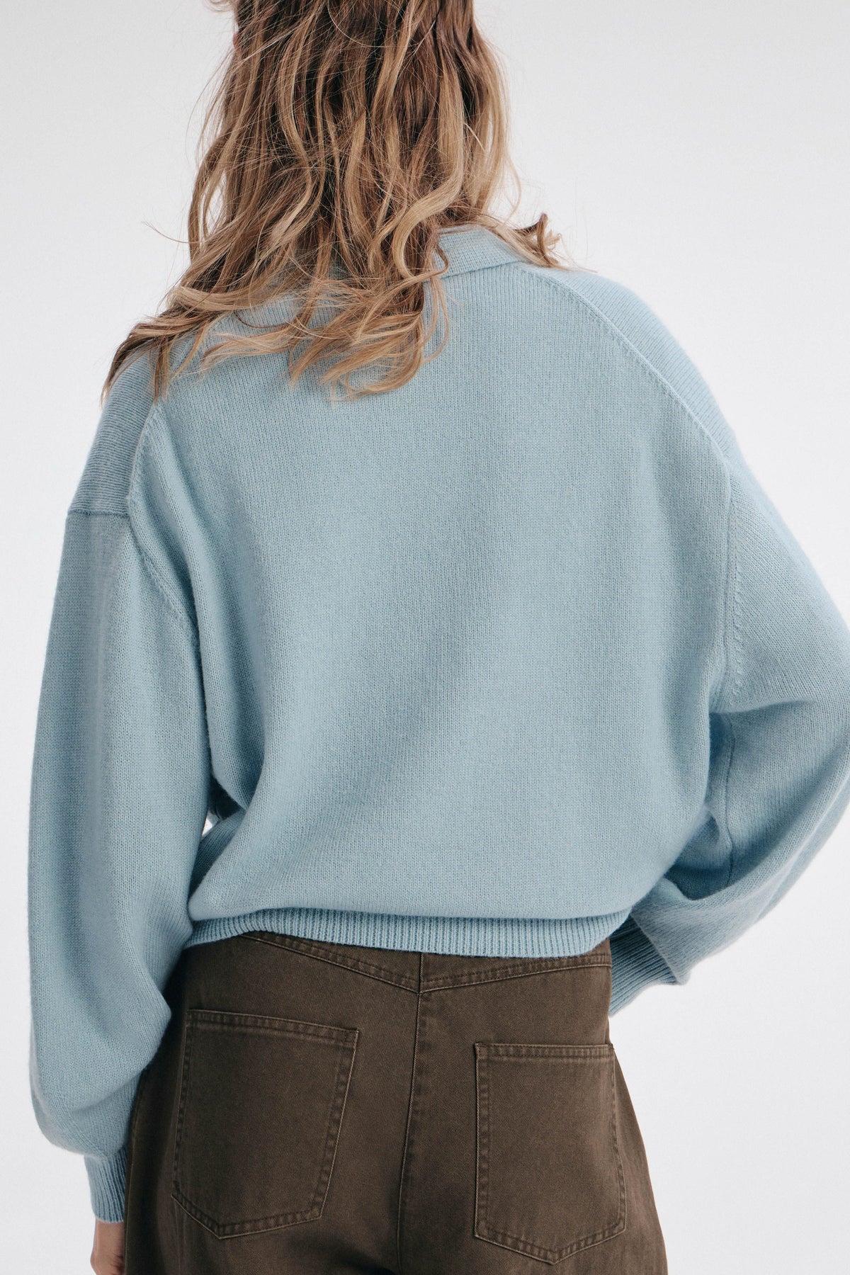 LIGHT BLUE