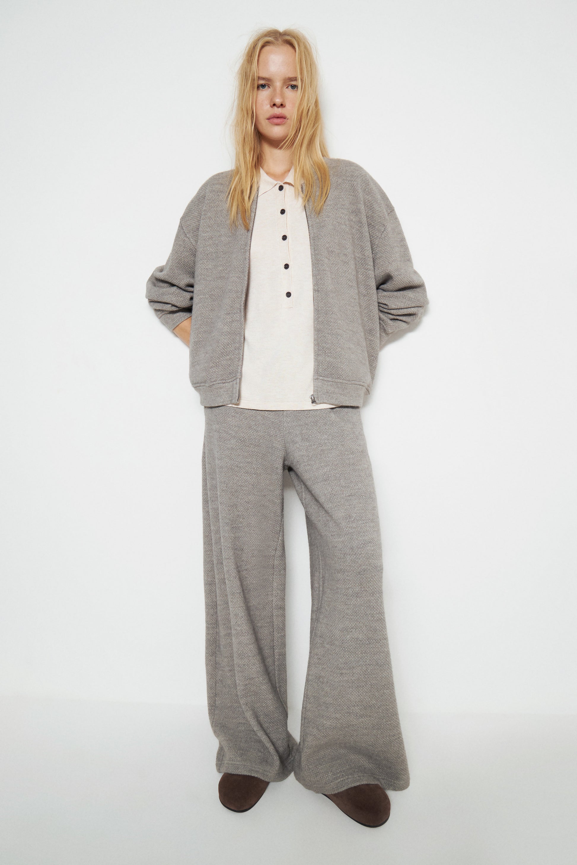 LIGHT GREY MELANGE