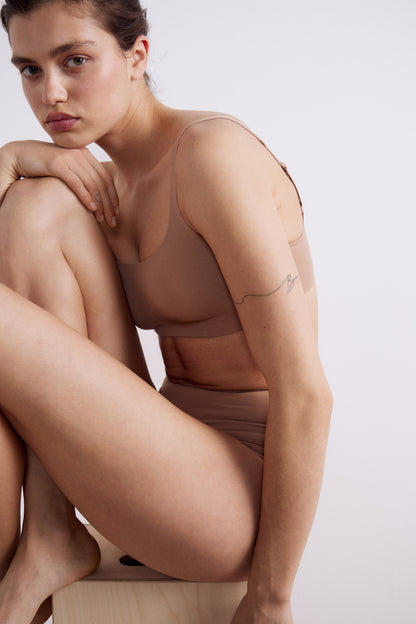 NUDE BEIGE