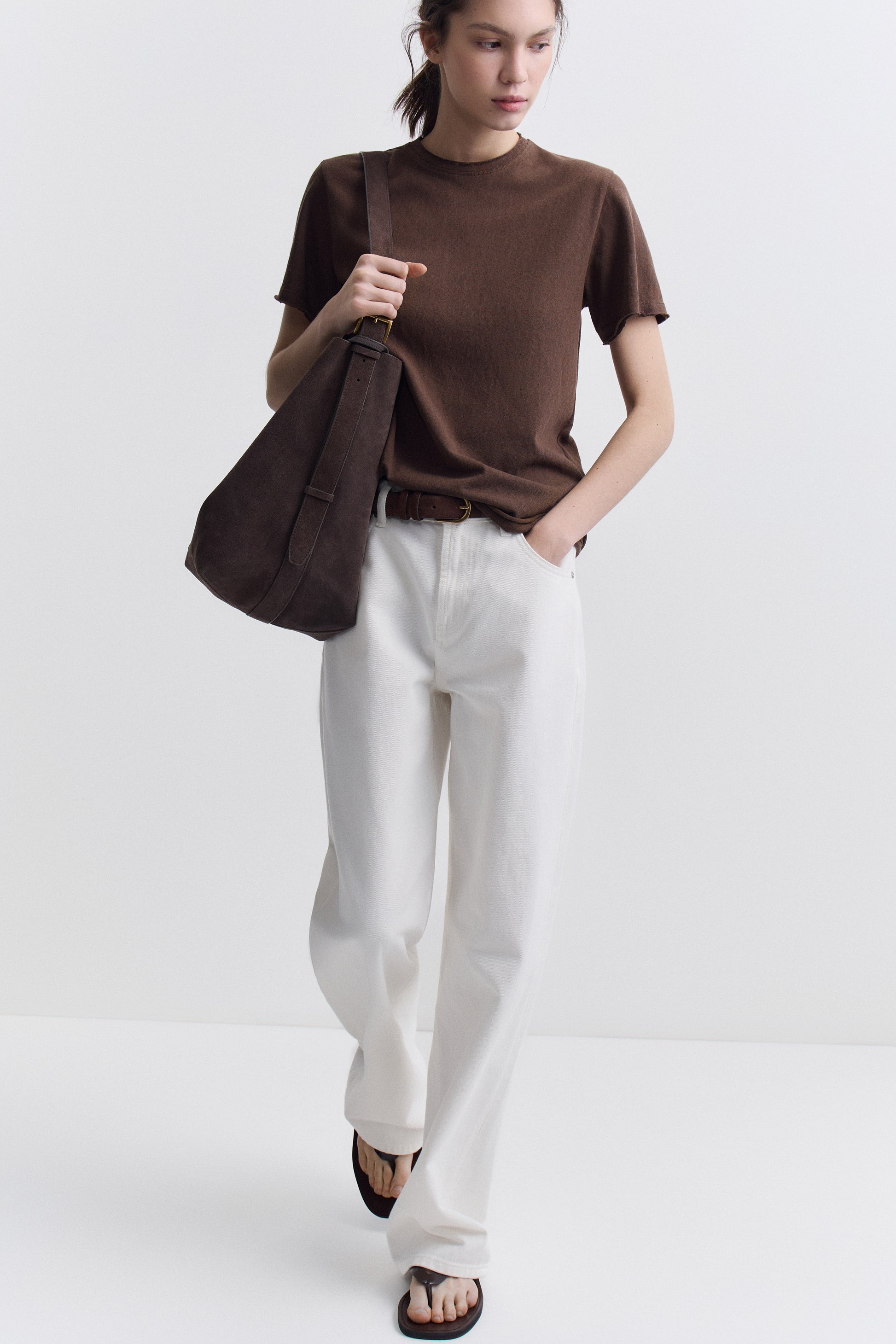 DARK BROWN
