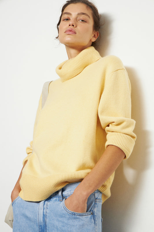 LIGHT YELLOW