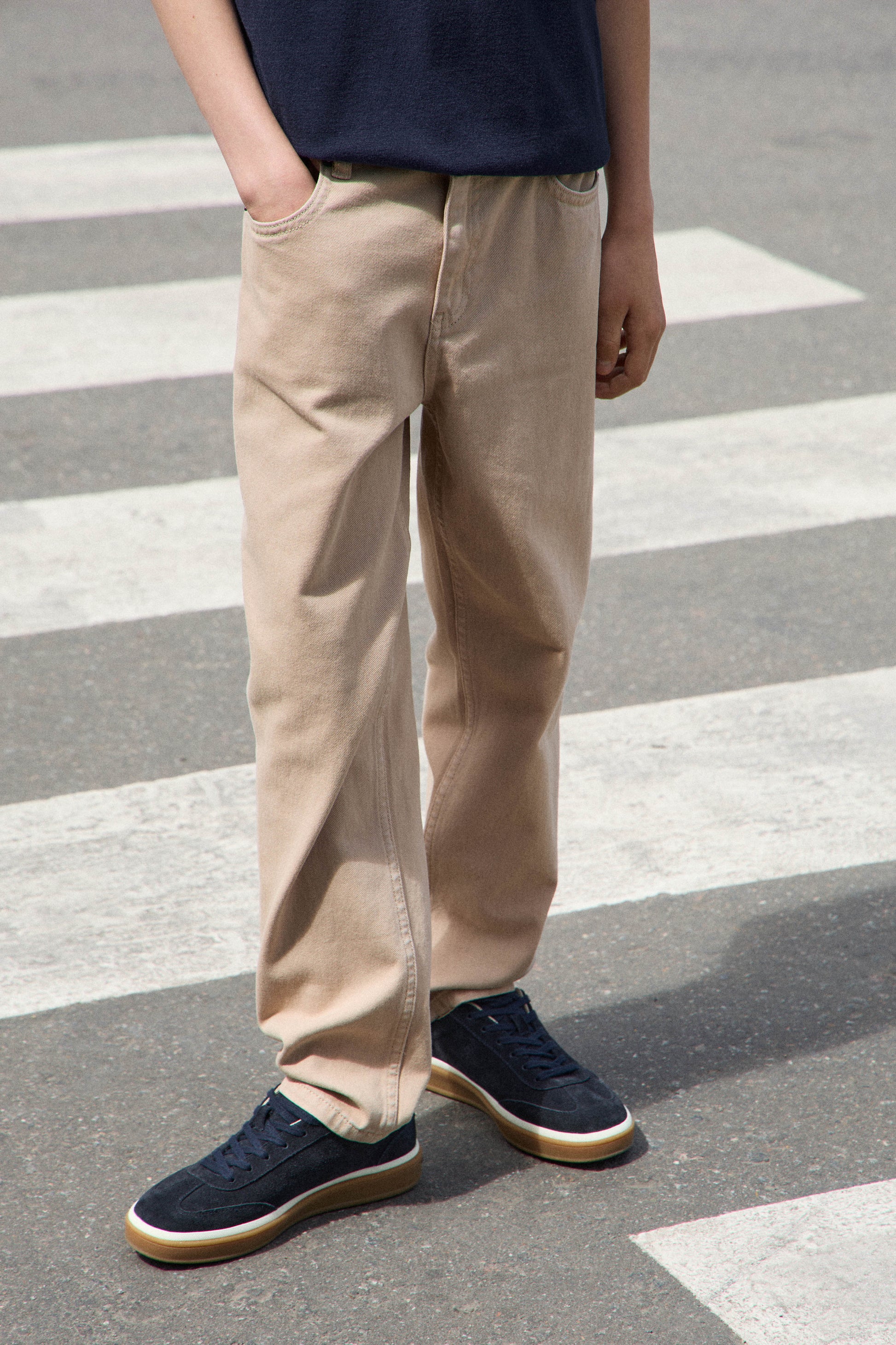 LIGHT BEIGE