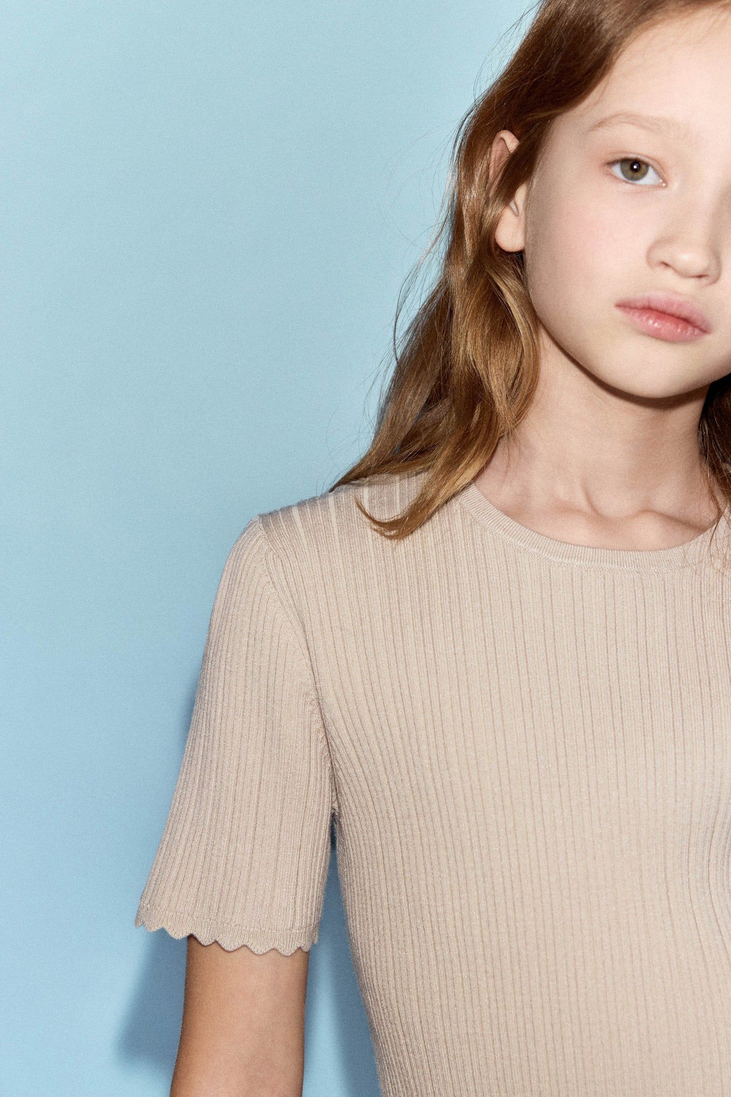 LIGHT BEIGE