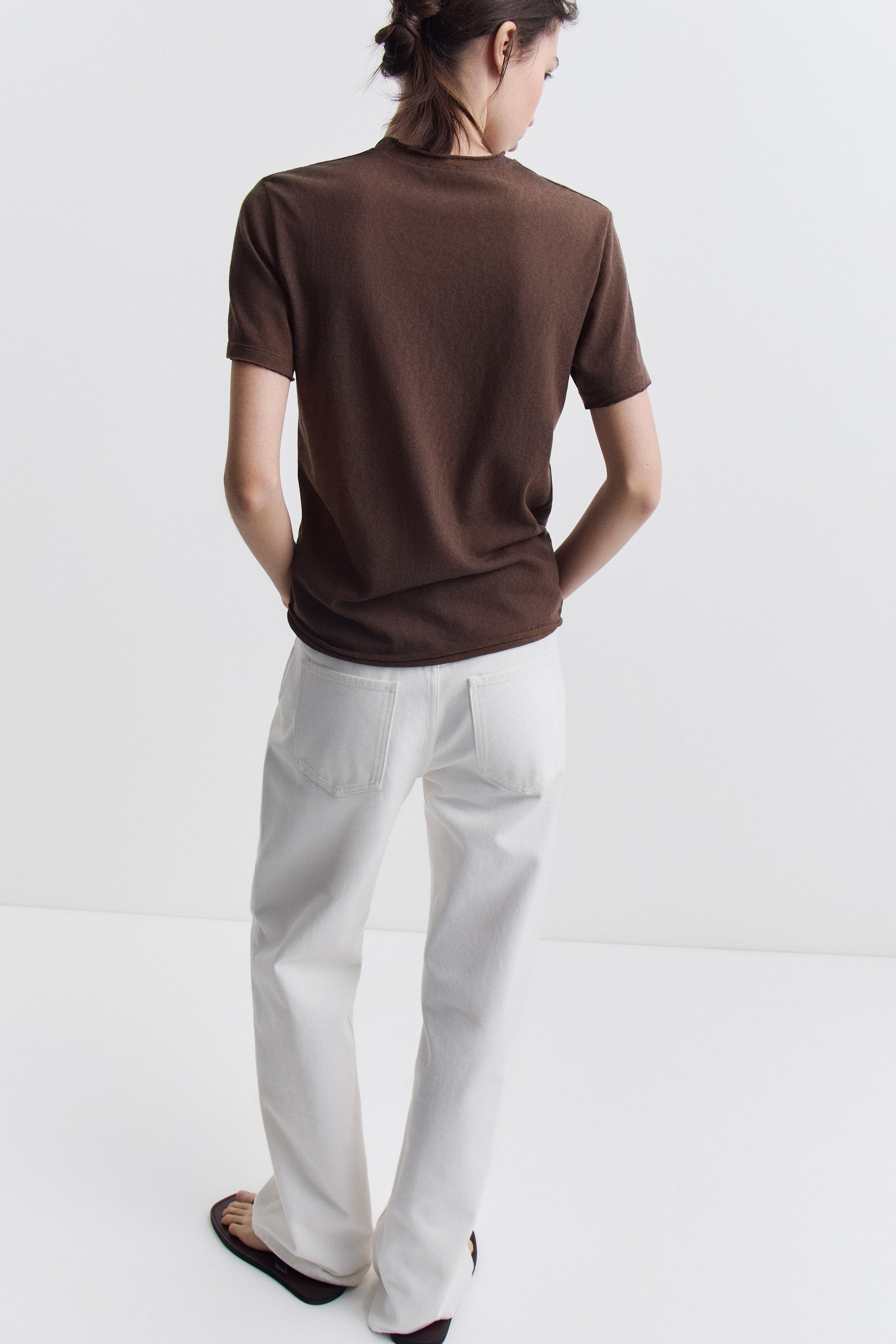 DARK BROWN