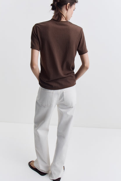 DARK BROWN