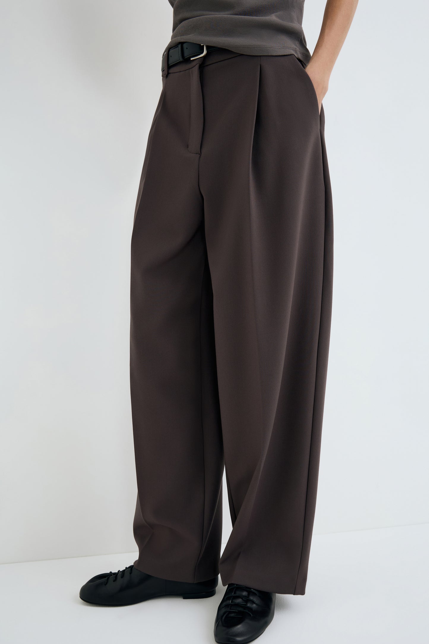 GRAY BROWN