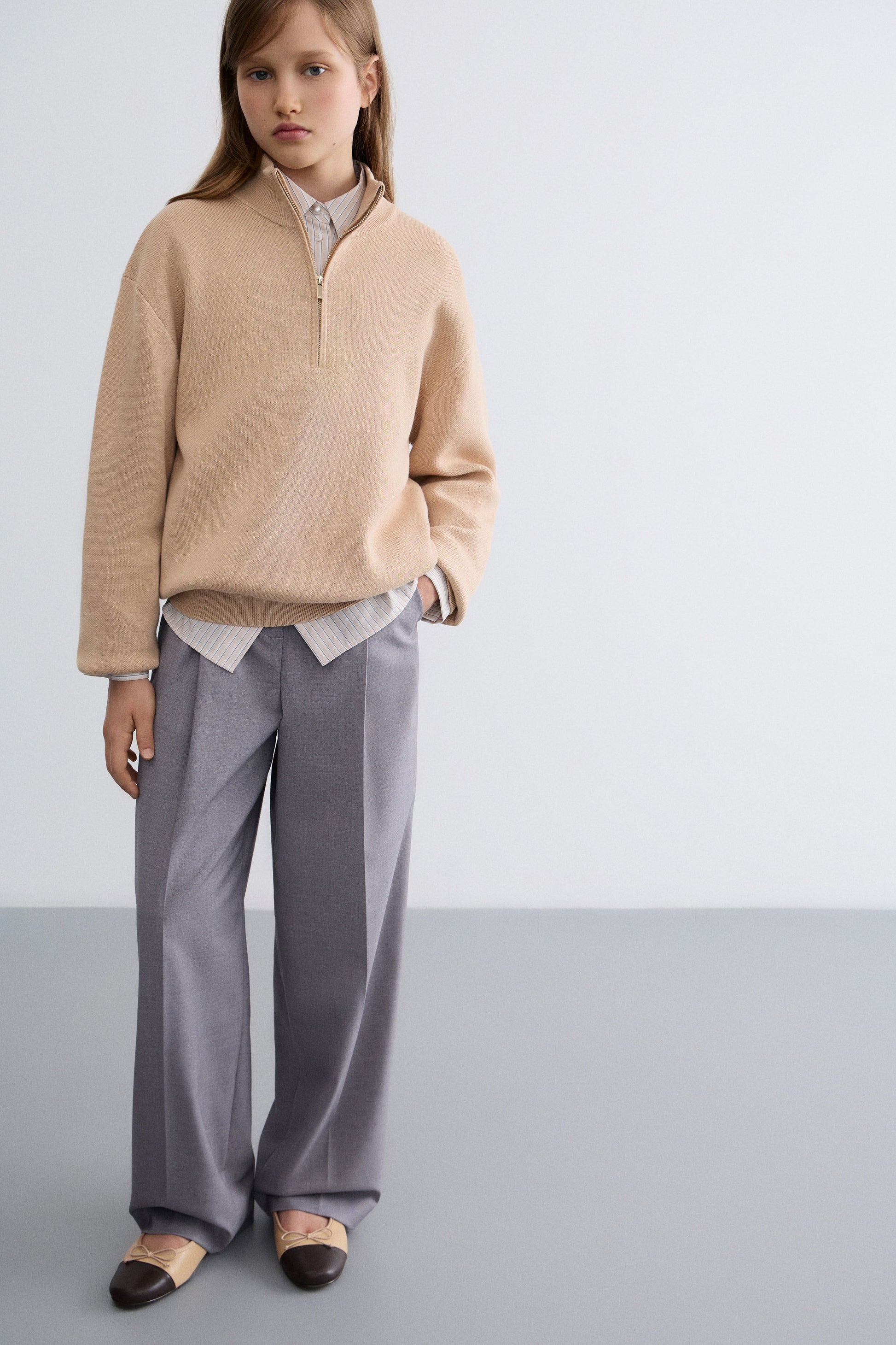 LIGHT BEIGE