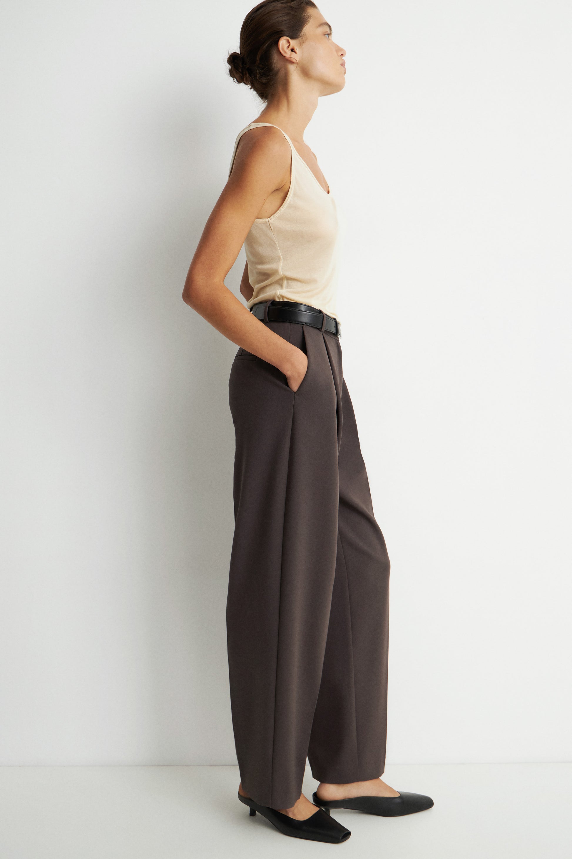 GRAY BROWN