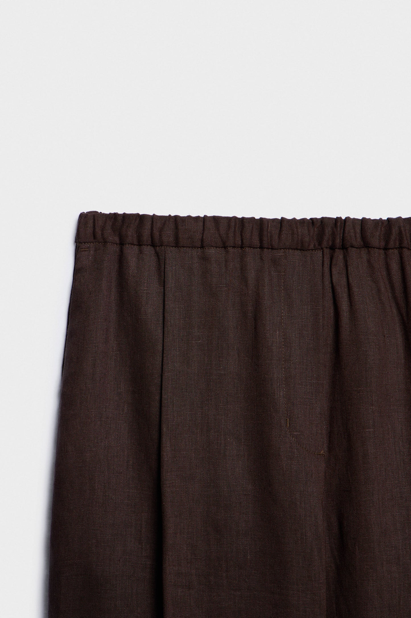 DARK BEIGE