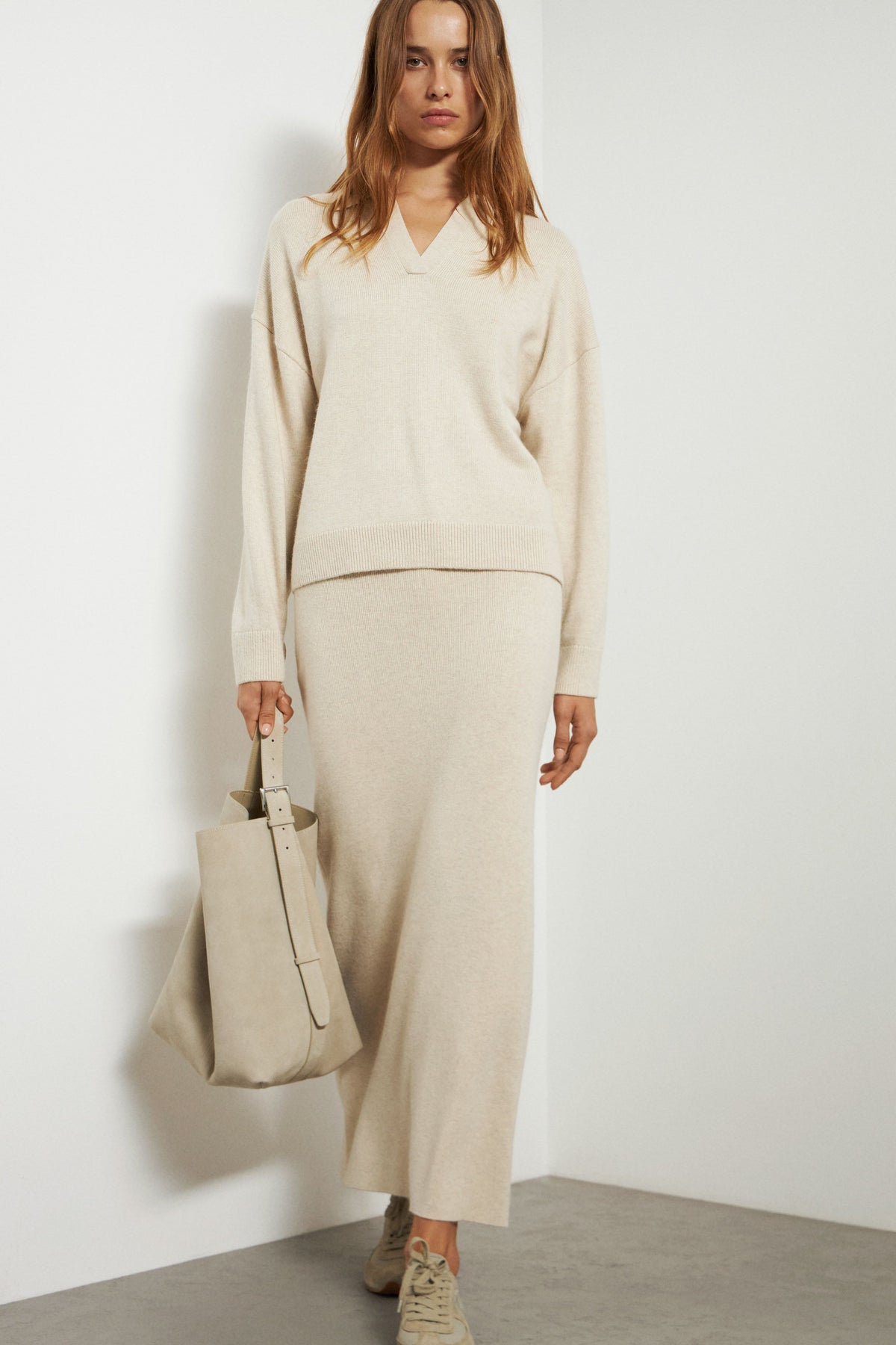 LIGHT BEIGE