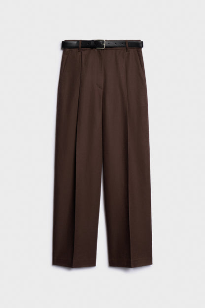 DARK BROWN