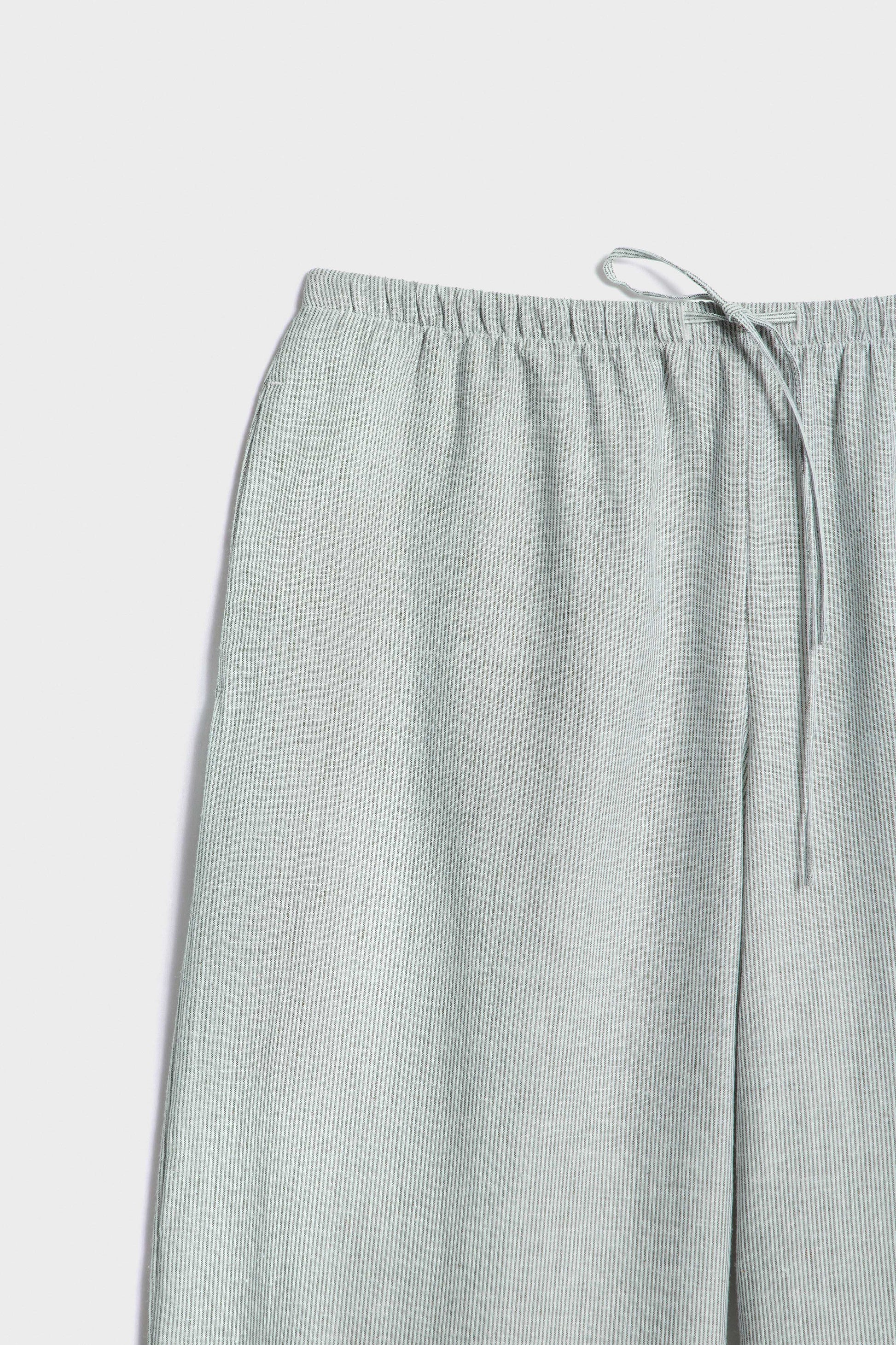 WHITE/GREEN