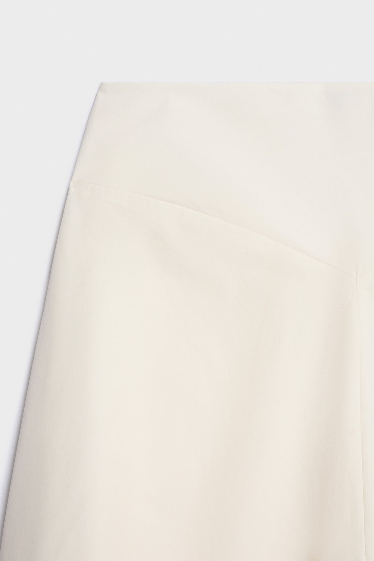 EMBROIDERY-DETAIL COTTON SKIRT