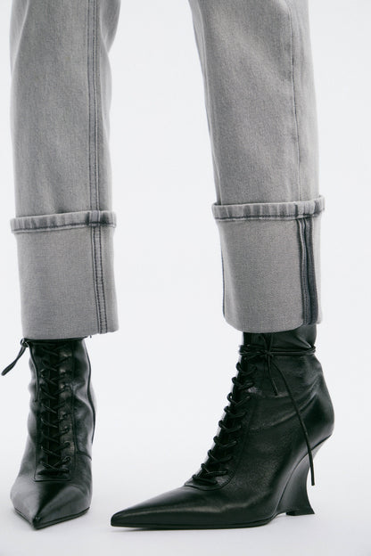 CONCRETE GREY