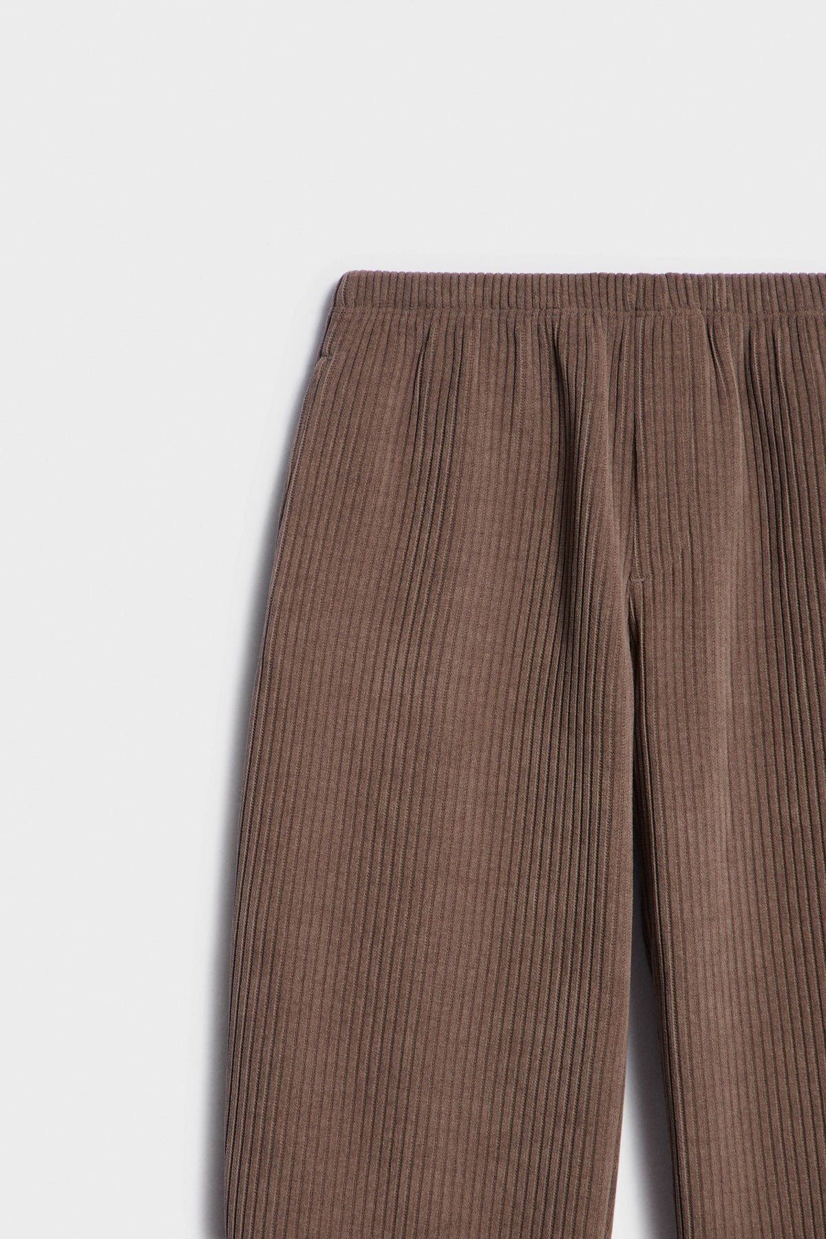 GRAY BROWN