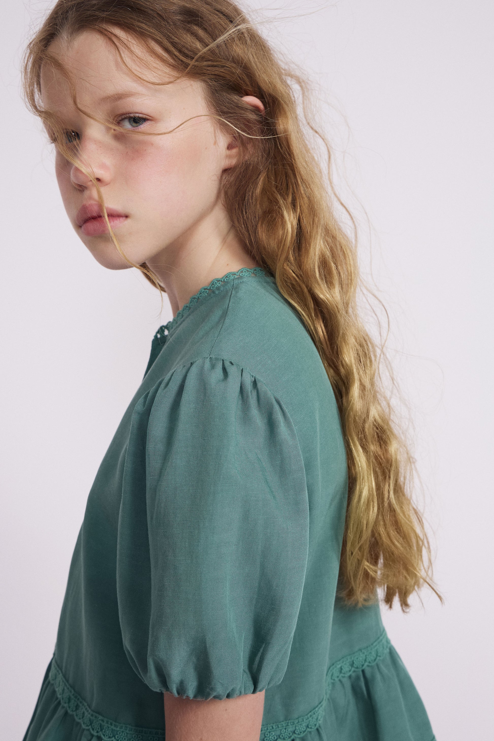MINERAL GREEN