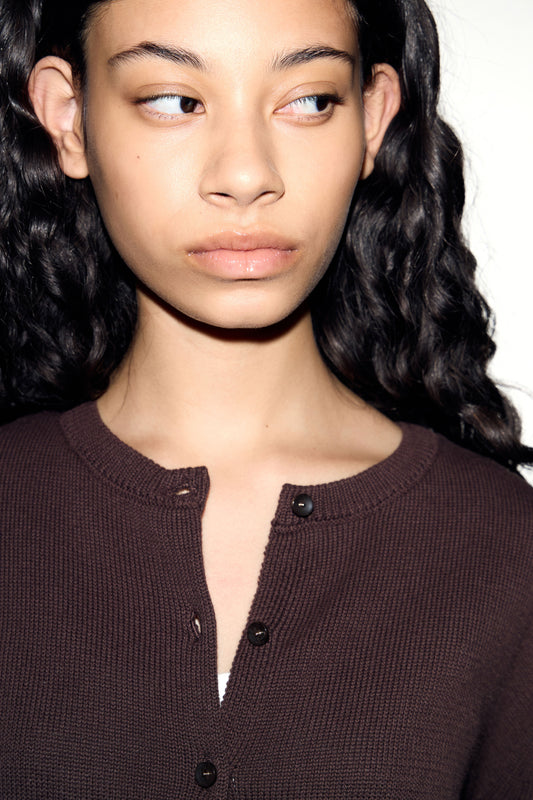 DARK BROWN