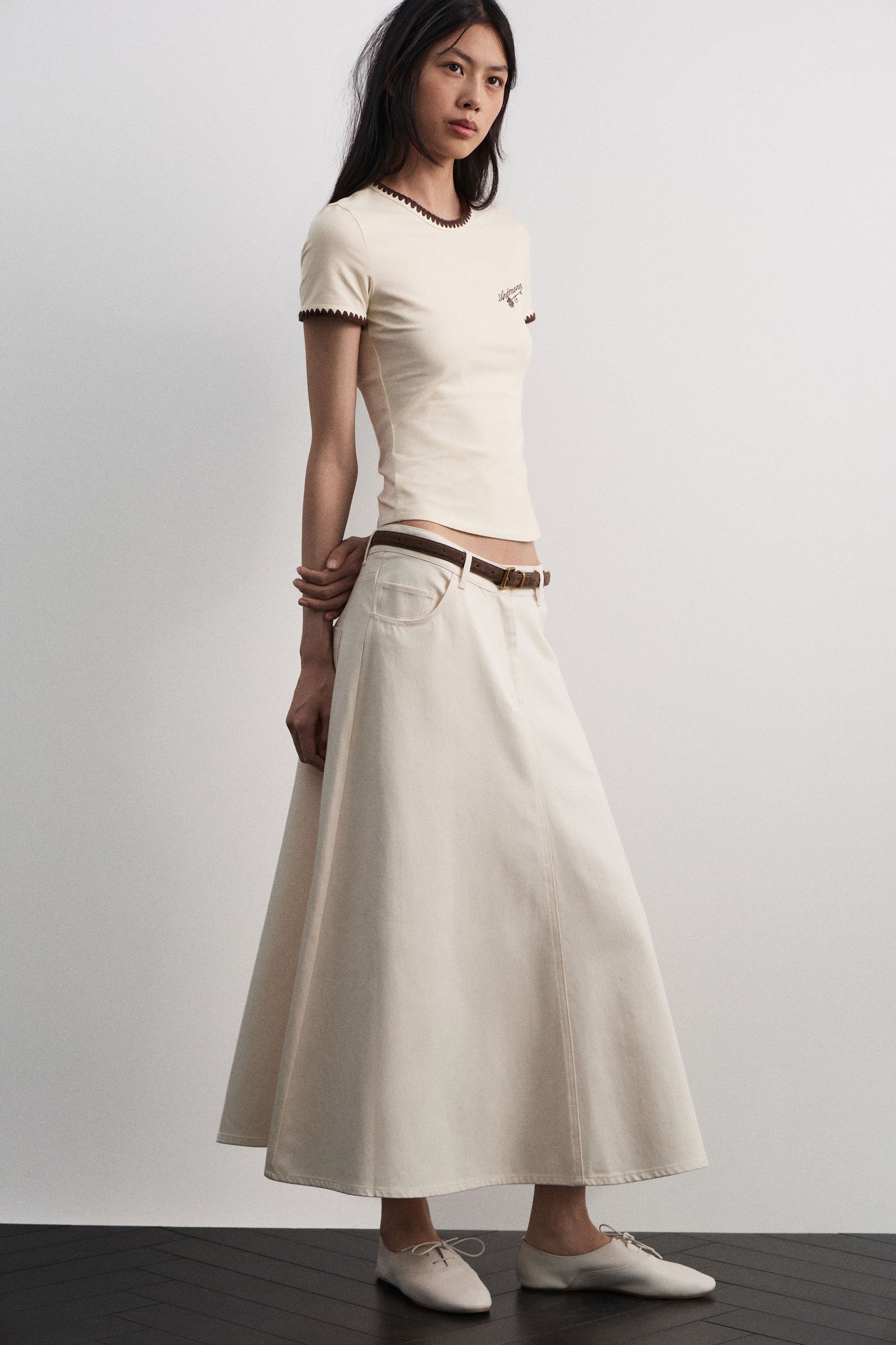 LIGHT BEIGE
