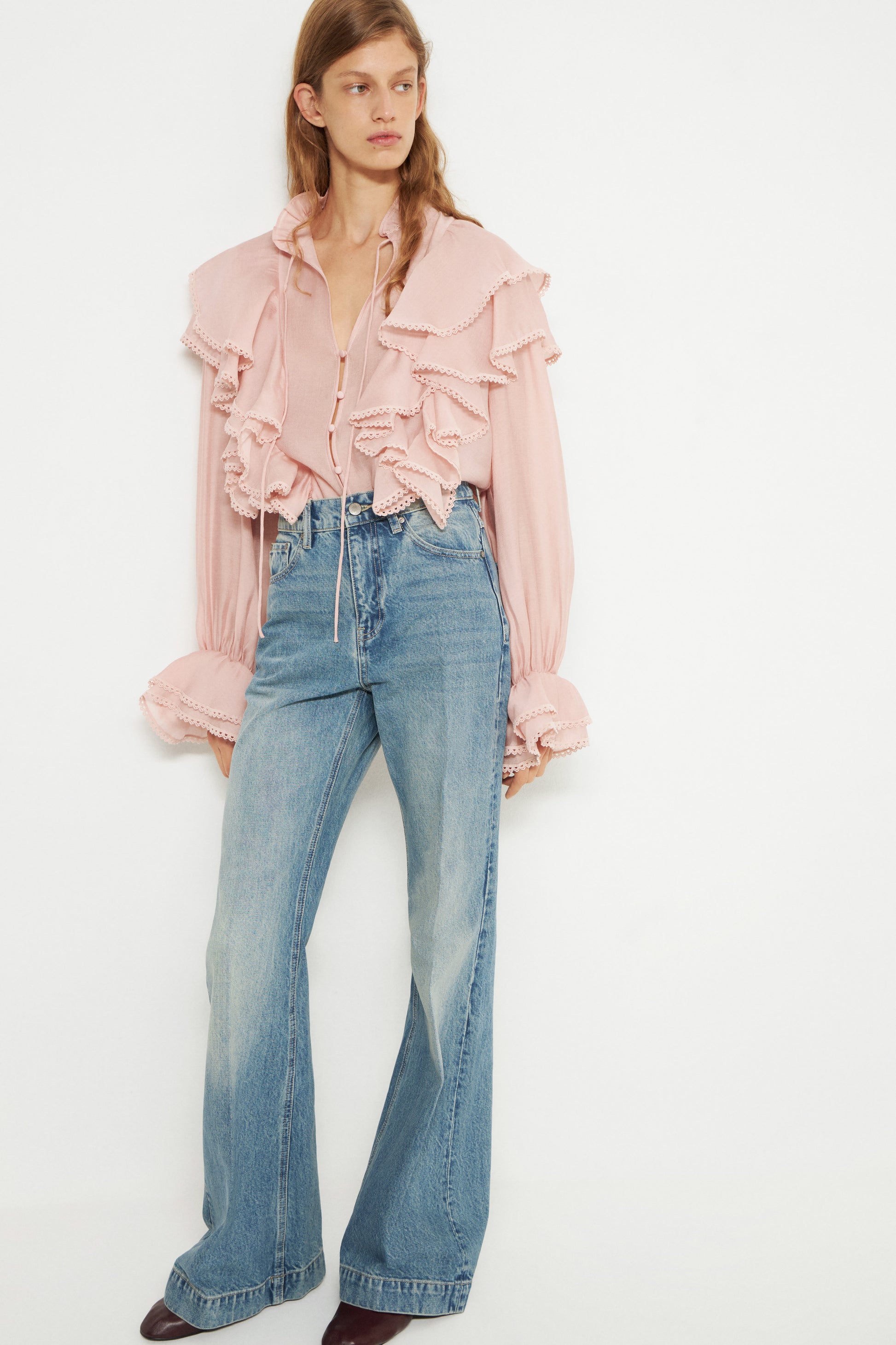 LIGHT PINK