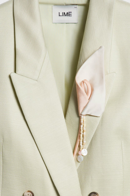 LIGHT GREEN