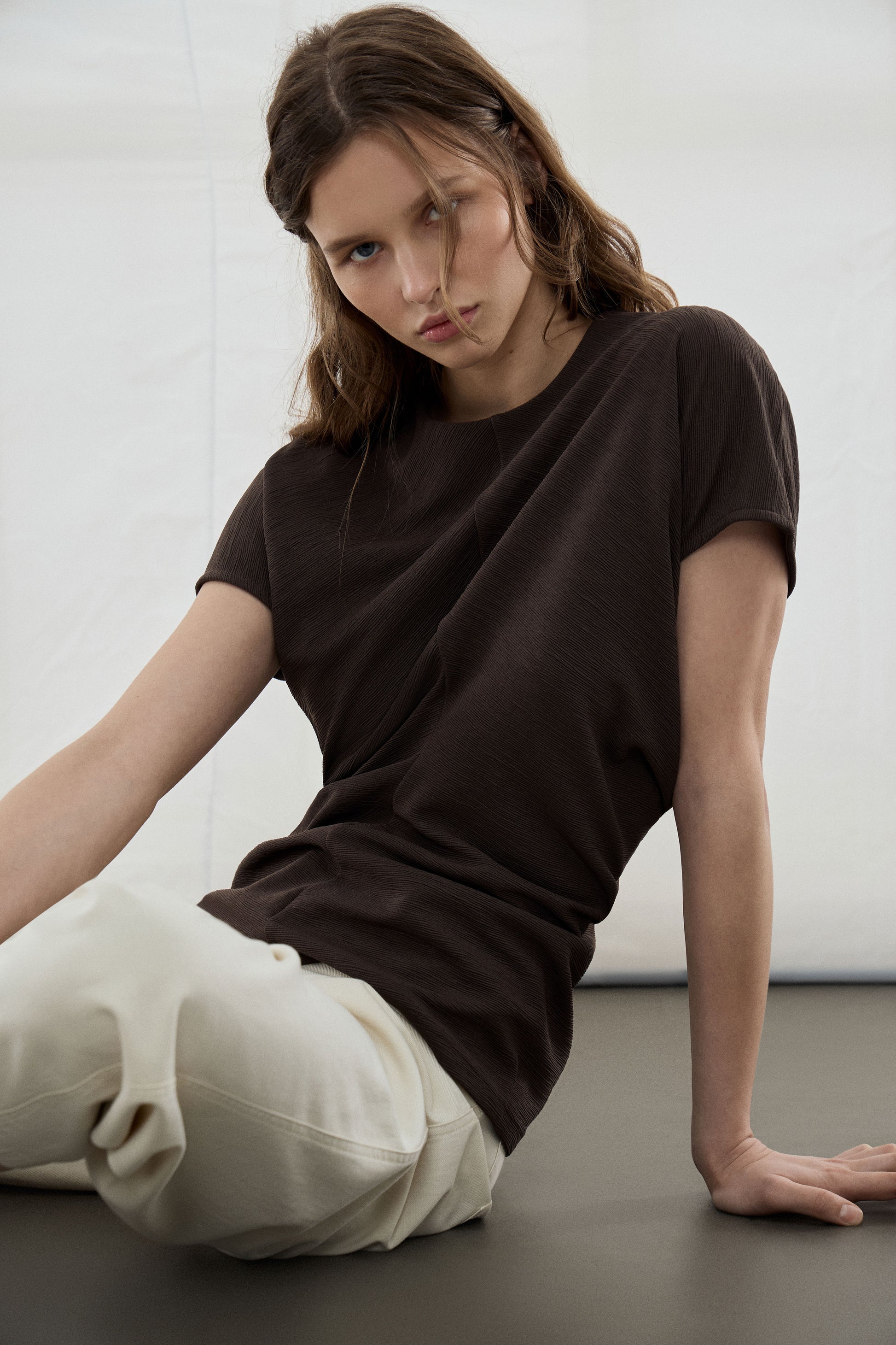 DARK BEIGE